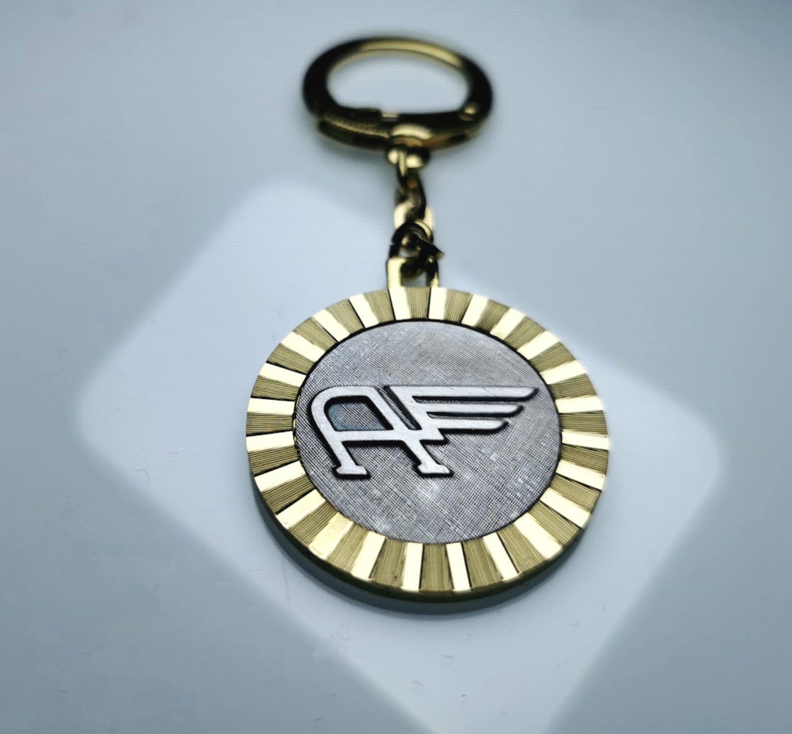 Co. Schlüsselanhänger Schlüsselsammler aus HR AUSTIN Metall 1954 Diamantschliff Autocomfort Anhänger MOTOR