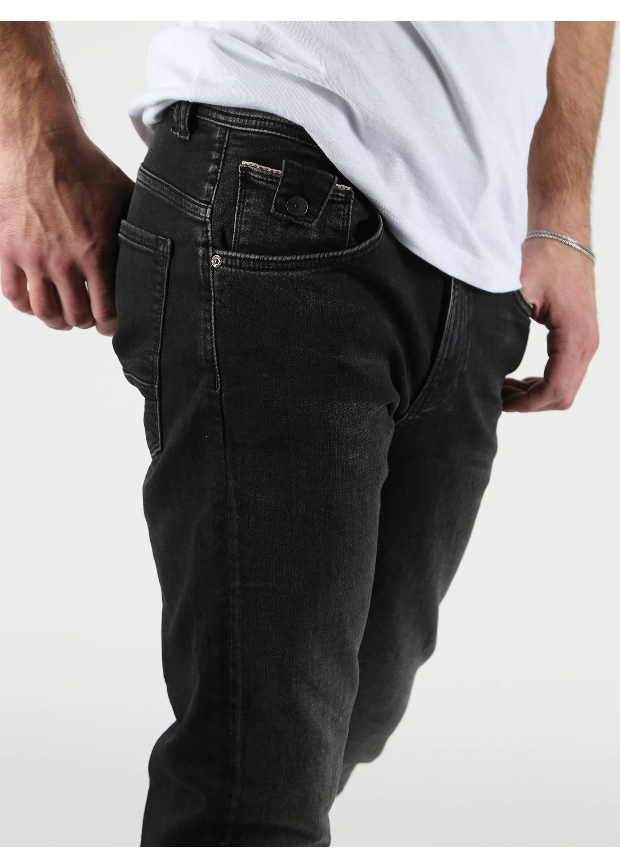 5-Pocket-Jeans Denim of Ricardo Miracle