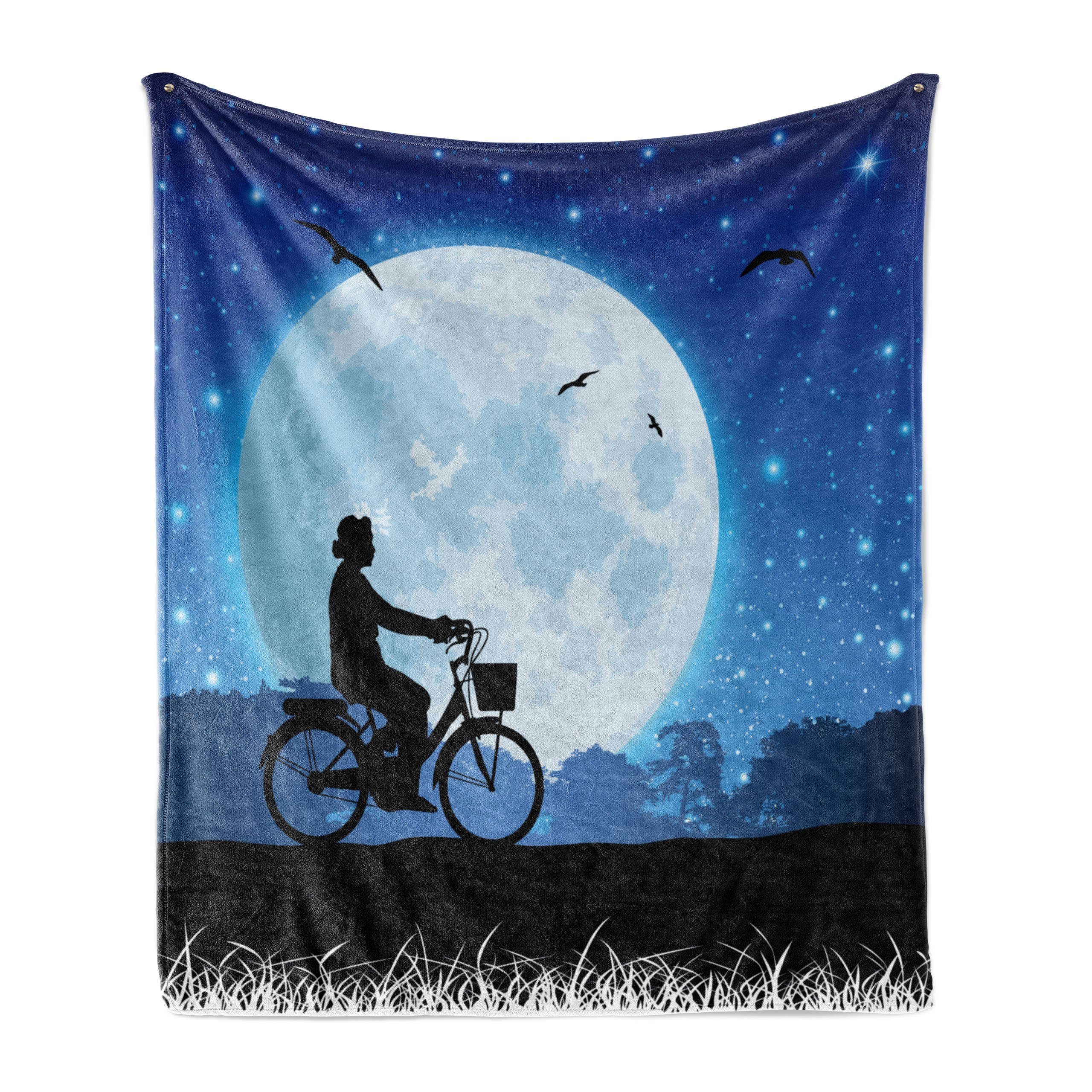 Wohndecke Gemütlicher Plüsch für den Innen- und Außenbereich, Abakuhaus, Mond Person fährt Fahrrad Nacht