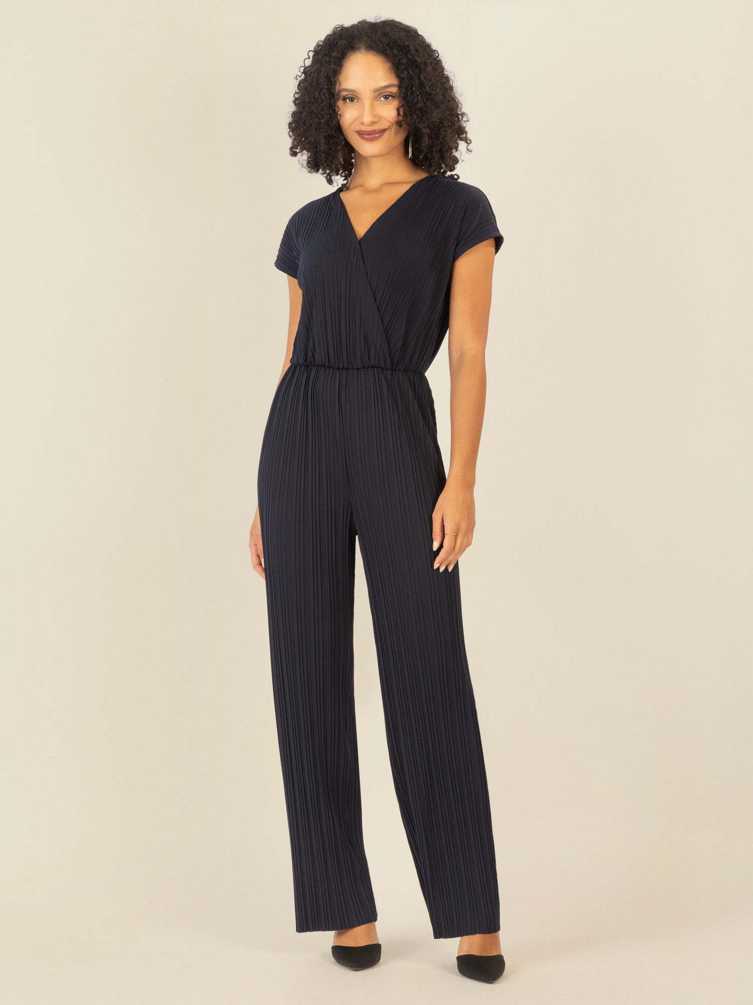 Apart Jumpsuit aus einer unregelmäßig plissiertem günstig online kaufen