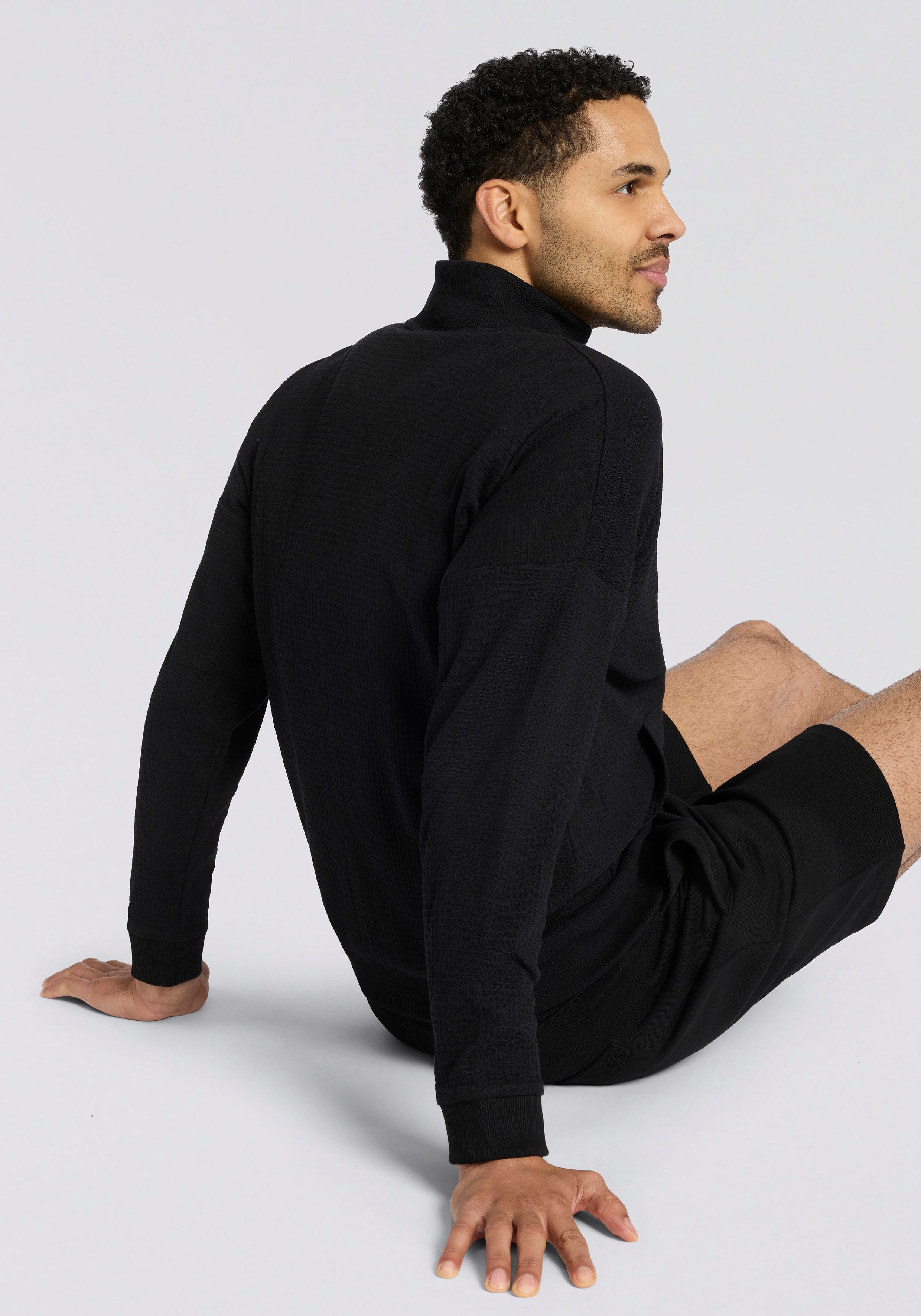 HUGO Sweatjacke mit Stehkragen, mit feiner Struktur