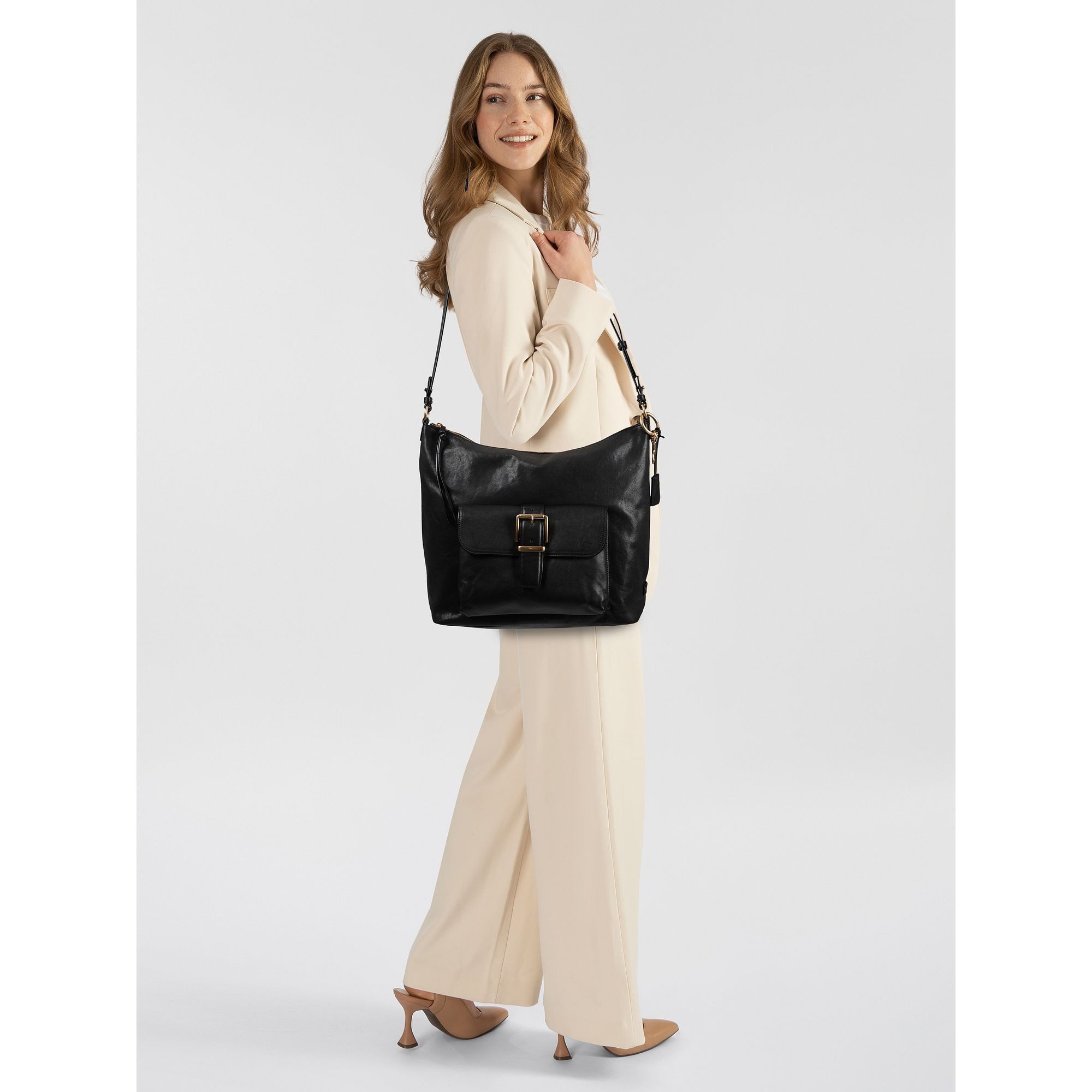 Marc O'Polo Schultertasche, Leder