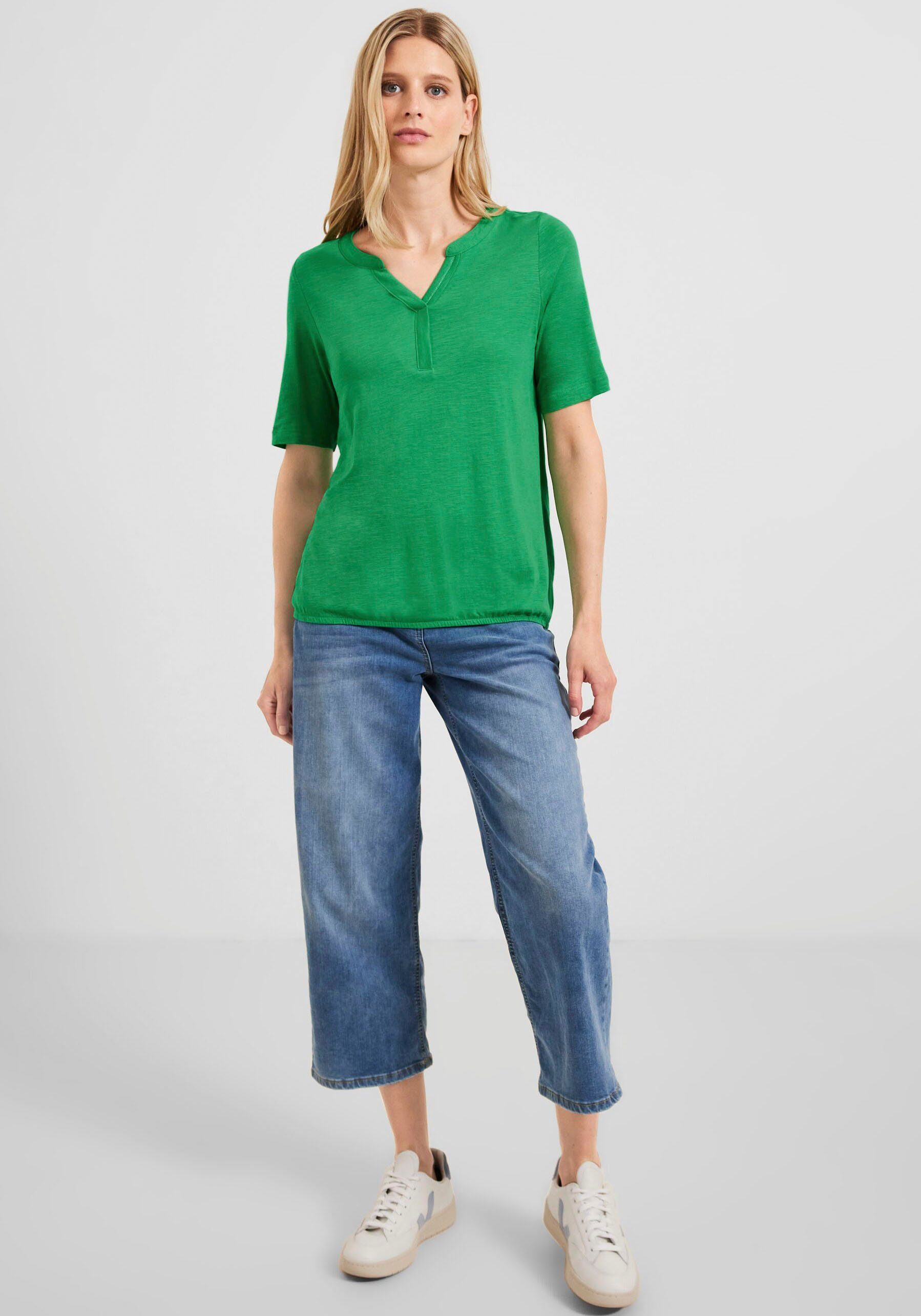Melange Cecil green in fresh Shirttop Optik