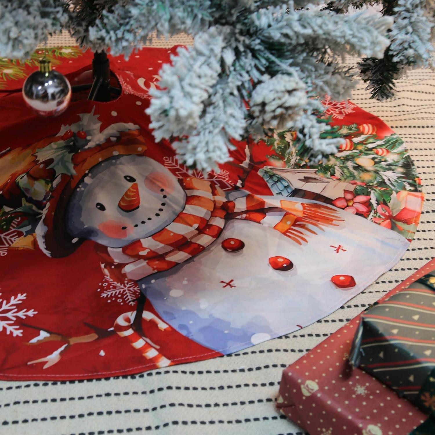 LuxusKollektion Weihnachtsbaumdecke Christbaumdecke Rot 90cm Schneeflocke