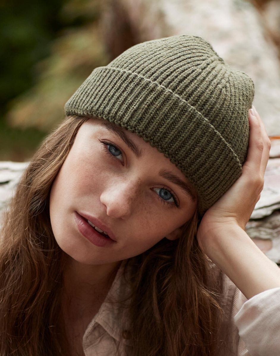 Beechfield® Bommelmütze Harbour Beanie - 50% recycelten Polyester