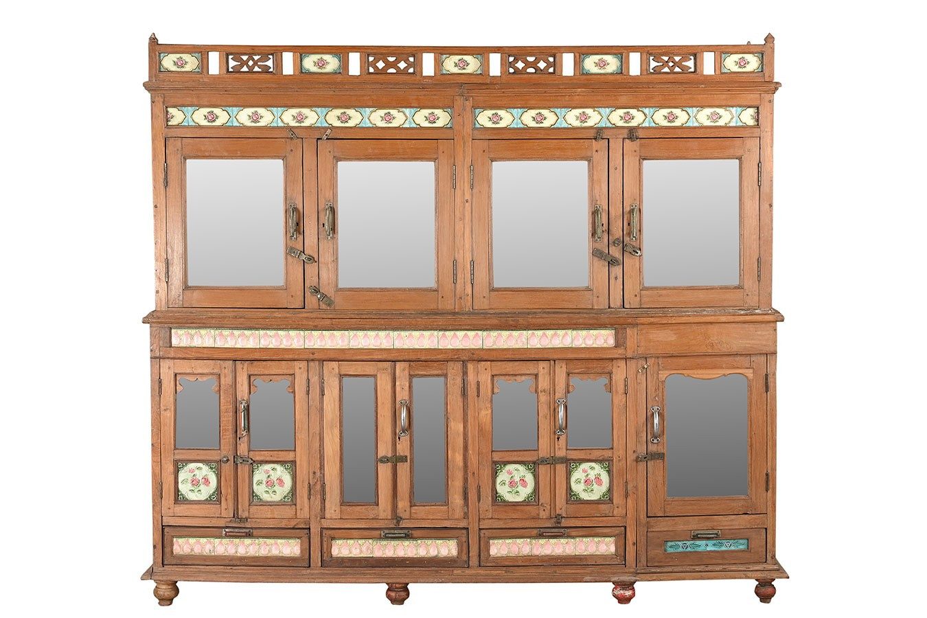 daslagerhaus Bauernschrank Vitrinenschrank Dutch Style mit Kacheln natur