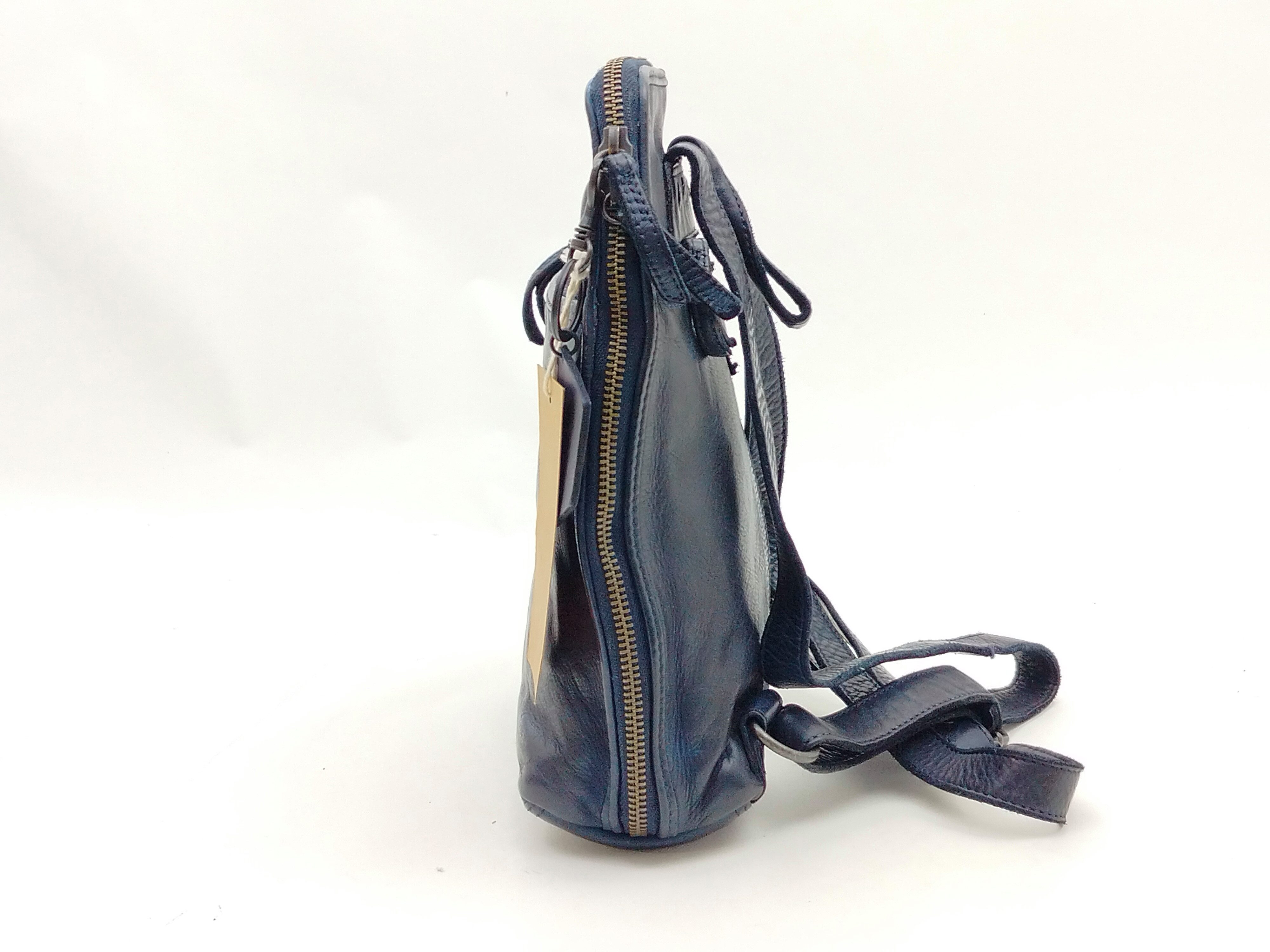 Bear Design Cityrucksack BearDesign hochwertiger Lederrucksack dunkelblau