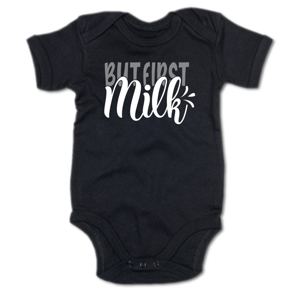 G-graphics Kurzarmbody But first milk Baby Body mit Spruch / Sprüche / Print / Motiv