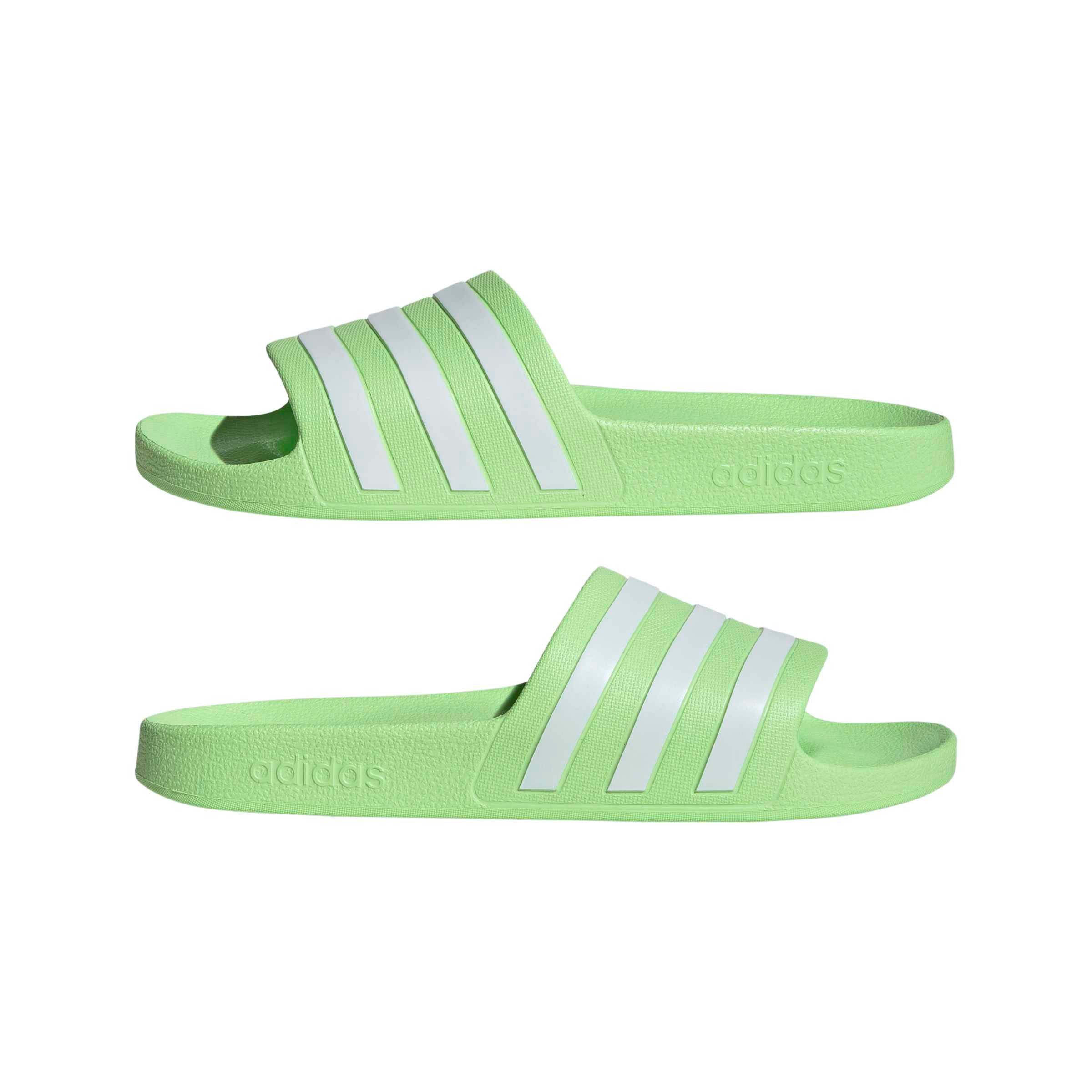 Green Spark / Cloud White / Green Spark