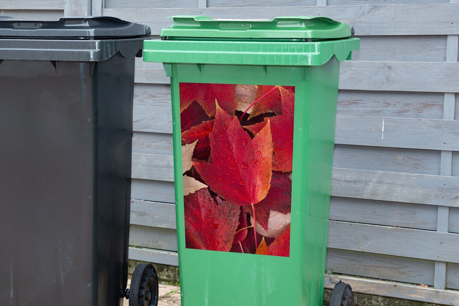Sticker, (1 Herbst - Wandsticker - Mülltonne, Container, Rot Mülleimer-aufkleber, Laub MuchoWow Tropfen - St), Abfalbehälter