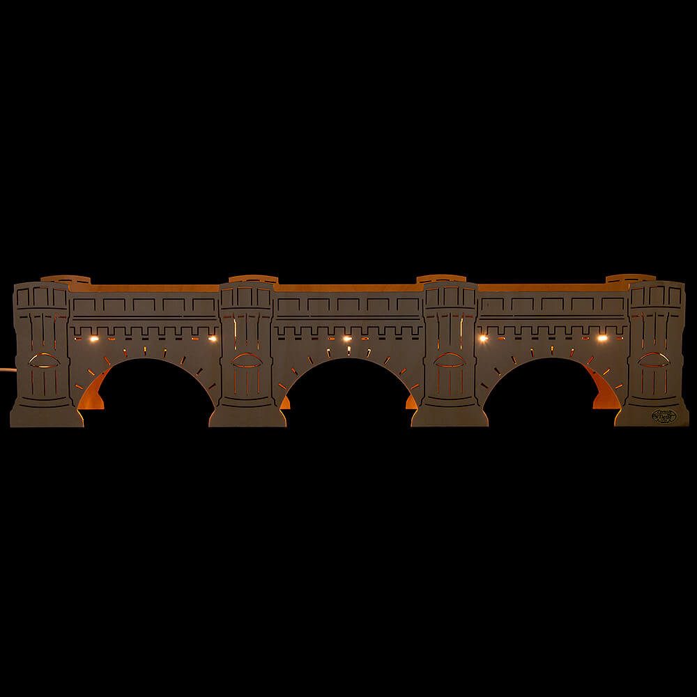 Tietze Erzgebirgsdesign Schwibbogen Schwibbogenerhöhung Augustusbrücke (54,5x11,5cm) von Tietze Erzgebirgs