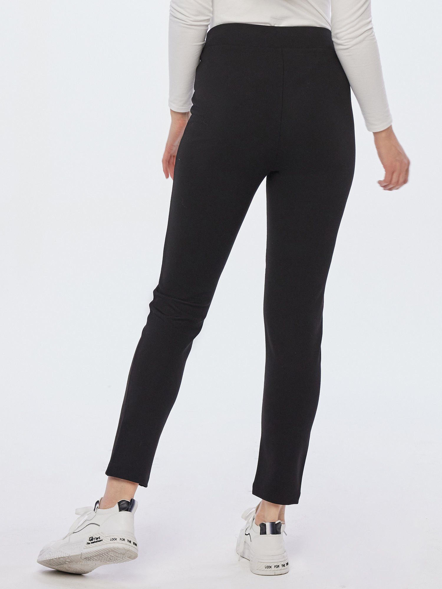 Georg Stiels Lederimitathose Leggings koerpernah in Velourslederoptik günstig online kaufen