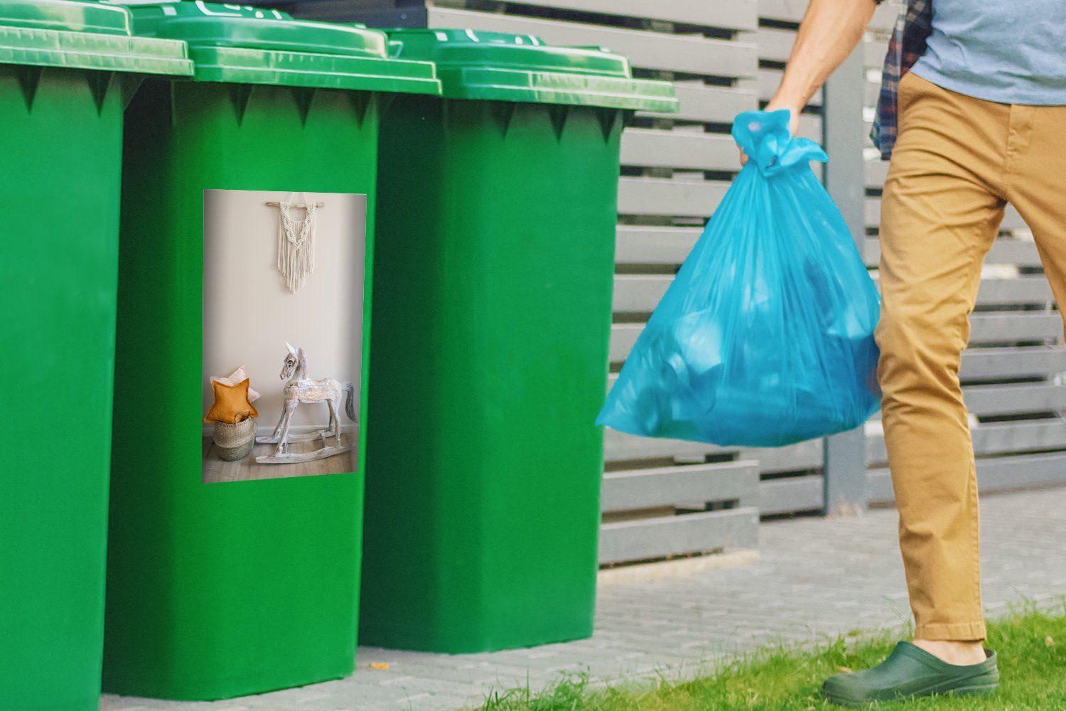 MuchoWow Wandsticker Selbstgemachter Kinderzimmer Mülleimer-aufkleber, in Abfalbehälter Container, Mülltonne, St), einem Makramee-Anhänger (1 Sticker