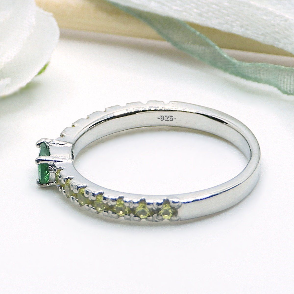 Damen Tsavorit Edelsteine Granat Goldene Edelsteinschmuck Silber Ring, Damen Memoirering für Peridot 925 Hufeisen Bandring