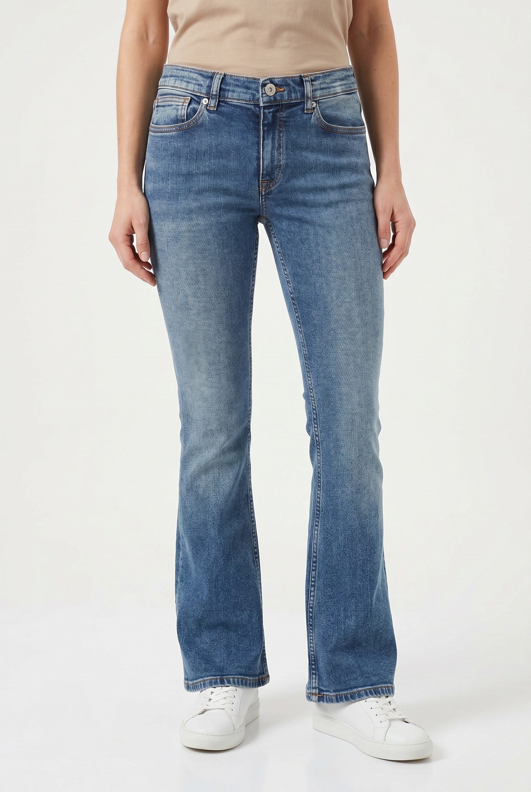 HUGO Bootcut-Jeans Getti Ausgestelltes Bein, elastisches Denim