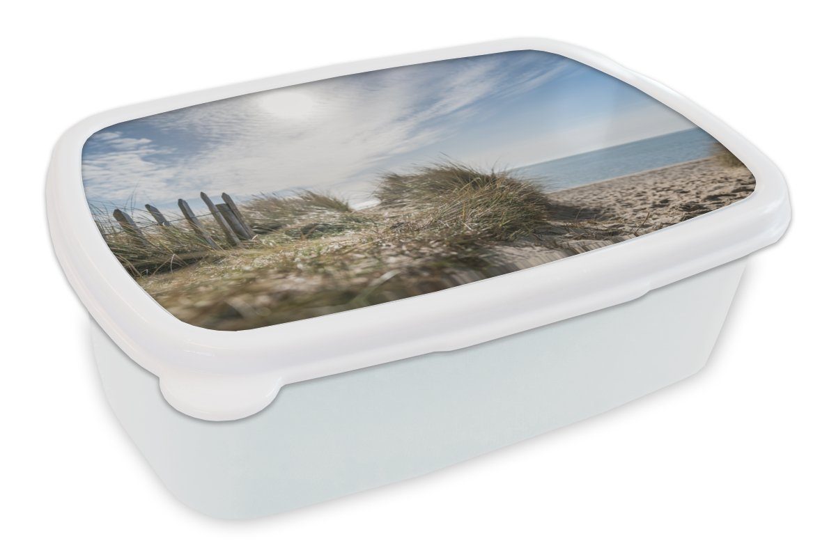 MuchoWow Lunchbox Sonne - Wolken - Strand, Kunststoff, (2-tlg), Brotbox für Kinder und Erwachsene, Brotdose, für Jungs und Mädchen weiß