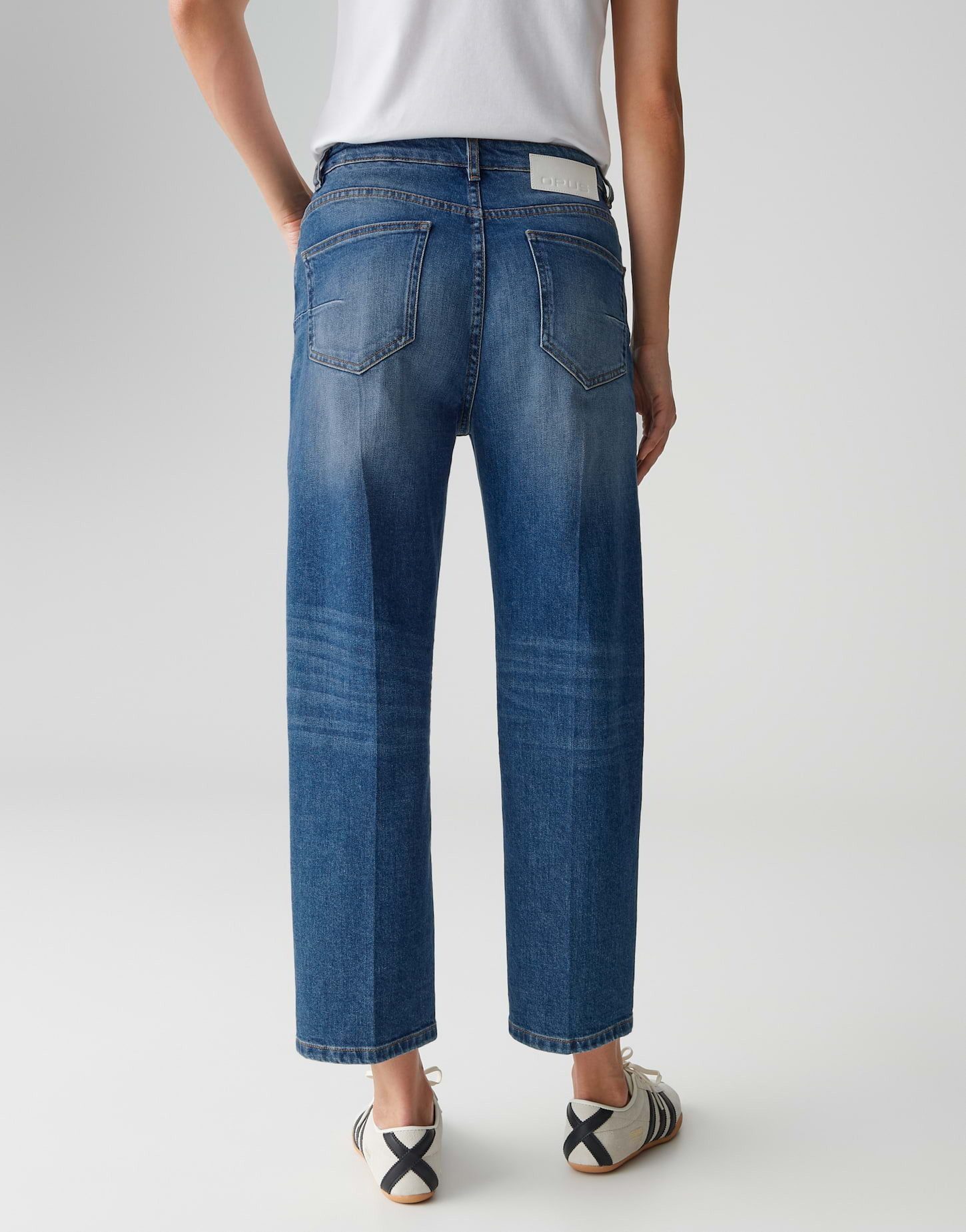 OPUS 5-Pocket-Jeans LANAH LIVELY Straight aus Dry Indigo® Mid Rise gerader Beinverlauf, fester Griff