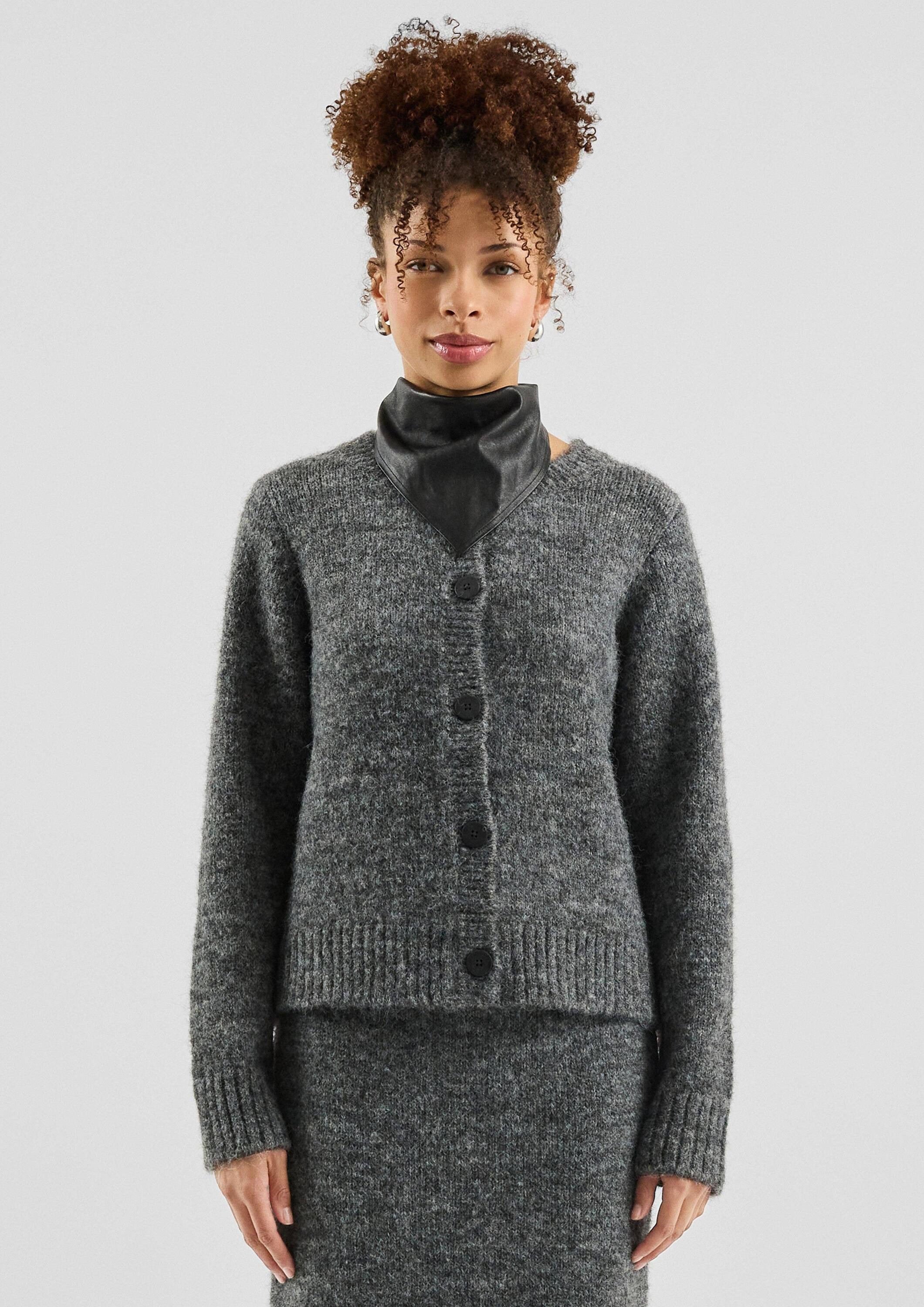 QS T-Shirt Strickjacke Flauschige Strickjage mit günstig online kaufen