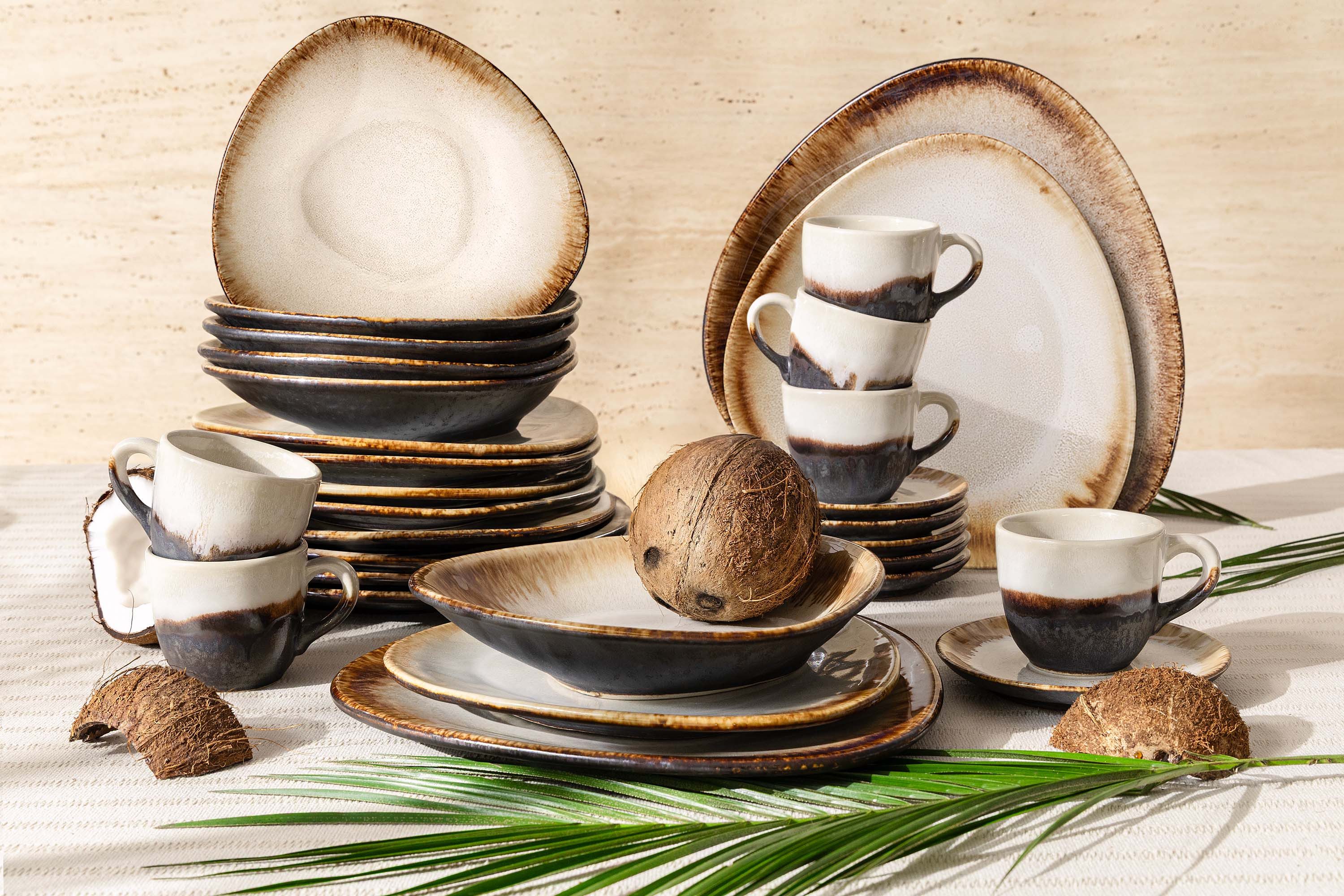 KONSIMO® Kombiservice PRIMA Geschirr-Set, handgefertigt, Premiumqualität aus EU (30-tlg), 6 Personen, Keramik, spülmaschinengeeignet, mikrowellengeeignet, organisch Form