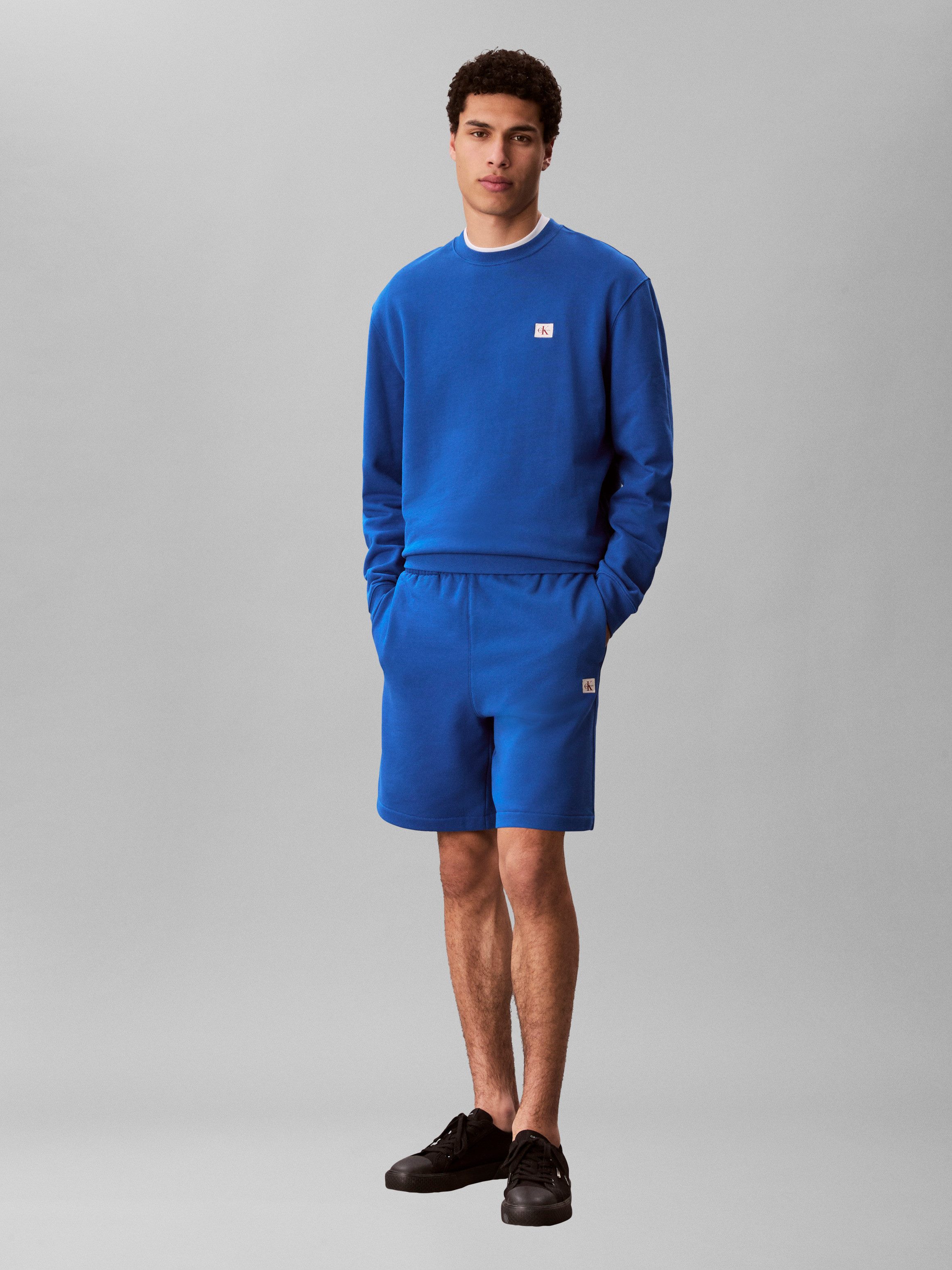 Calvin Klein Jeans Sweatshorts Regular Fit, Logo-Badge, Seitentaschen