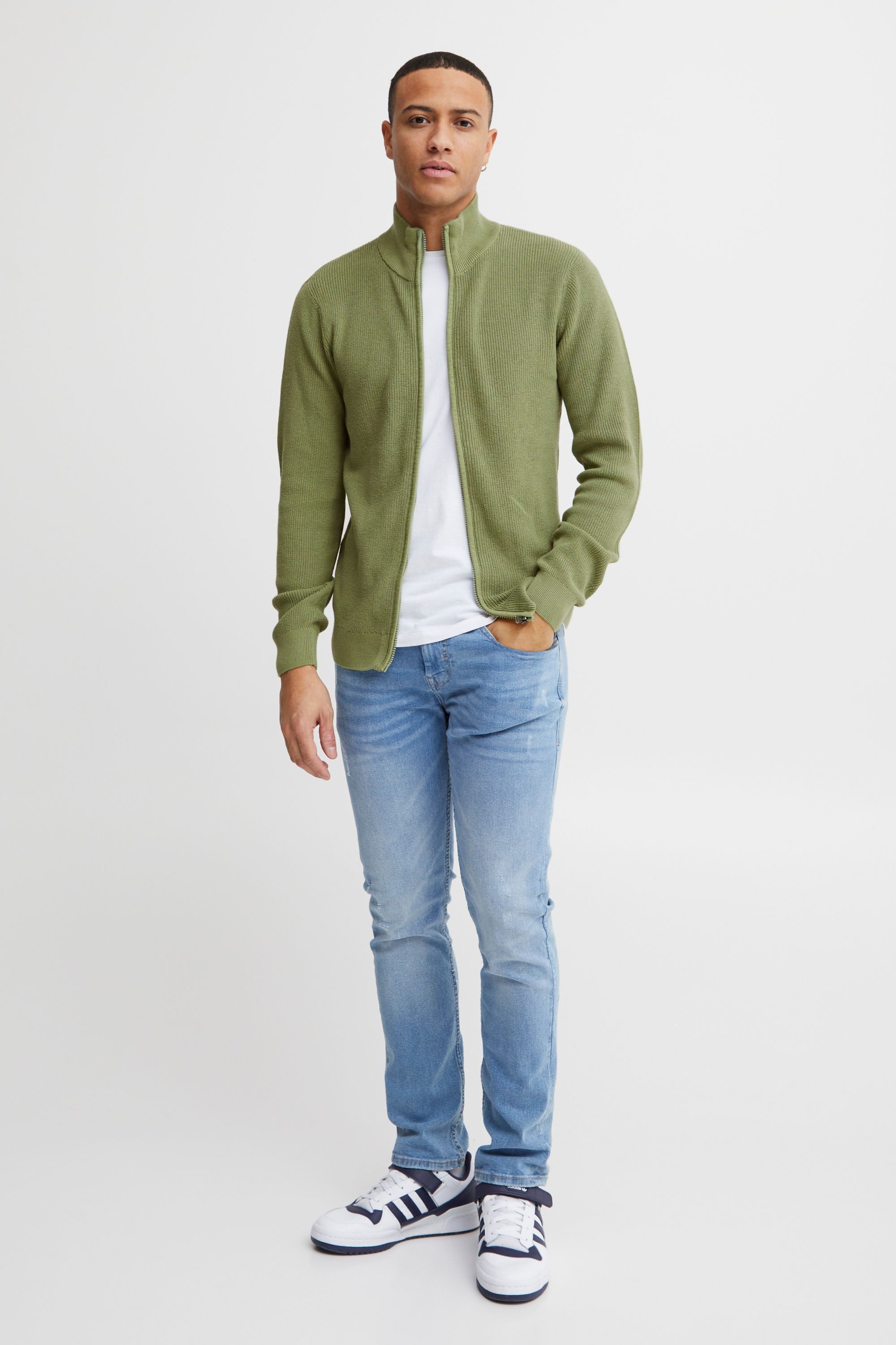 11 Project Strickjacke PREdu Modischer Pullover