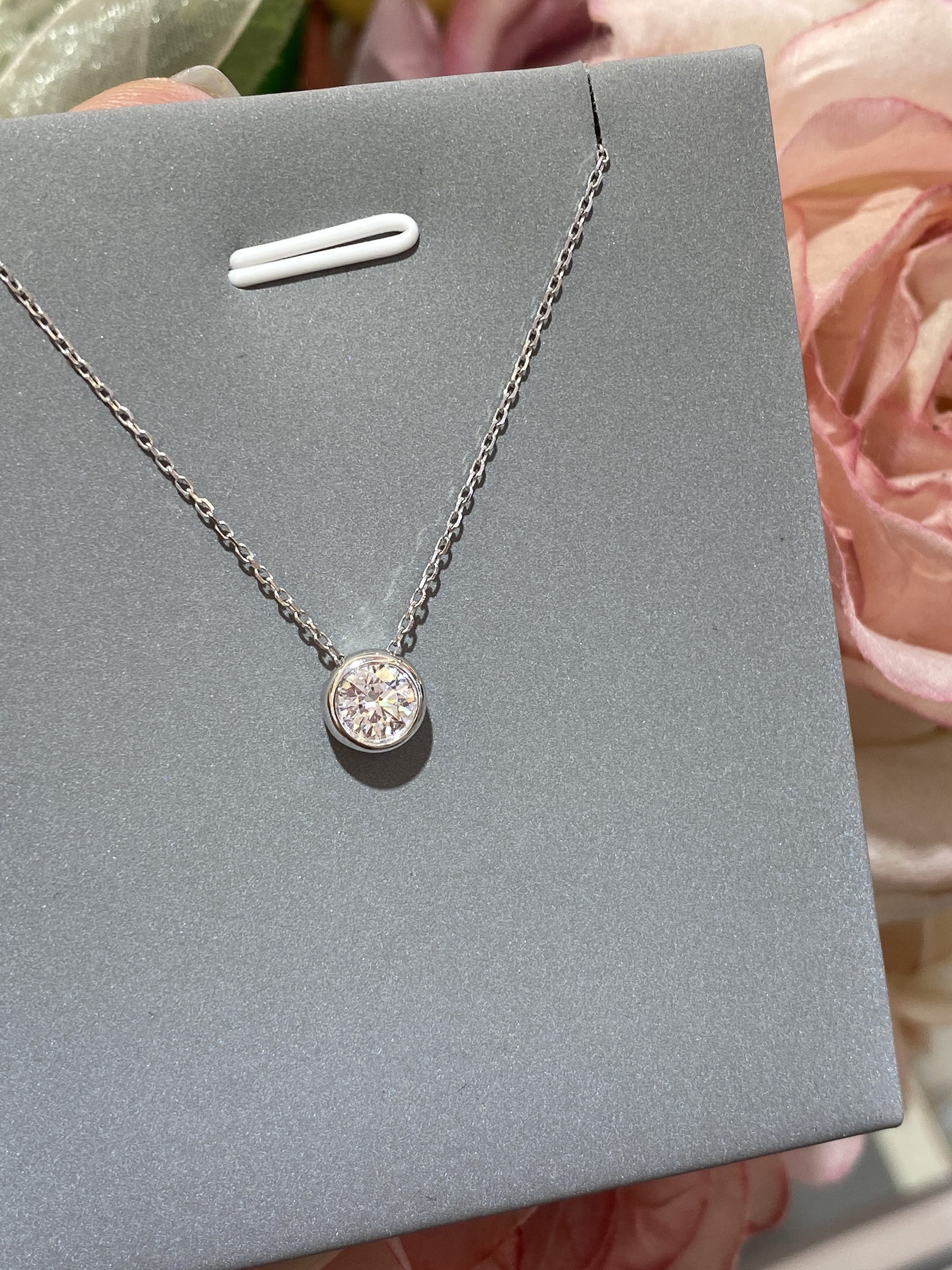 Jumpeak Kette mit Anhänger 14K Gold Diamant-Halskette, Valentinstag, Geburtstag, Liebe Geschenk, 0.5 CT Farbe D Klarheit vs Schliff 3ex mit IGI Zertifikat