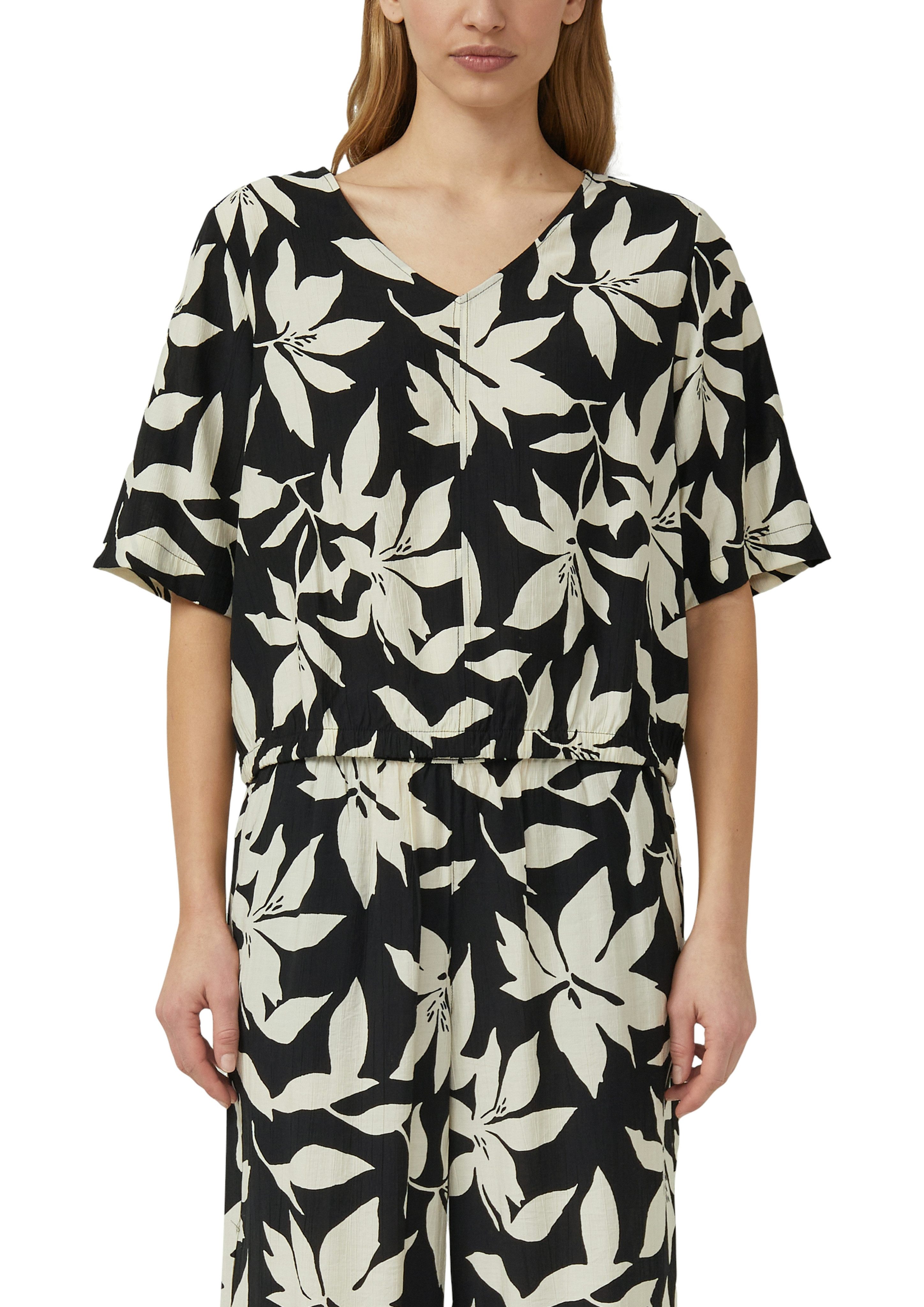s.Oliver Shirtbluse weite Passform, V-Ausschnitt