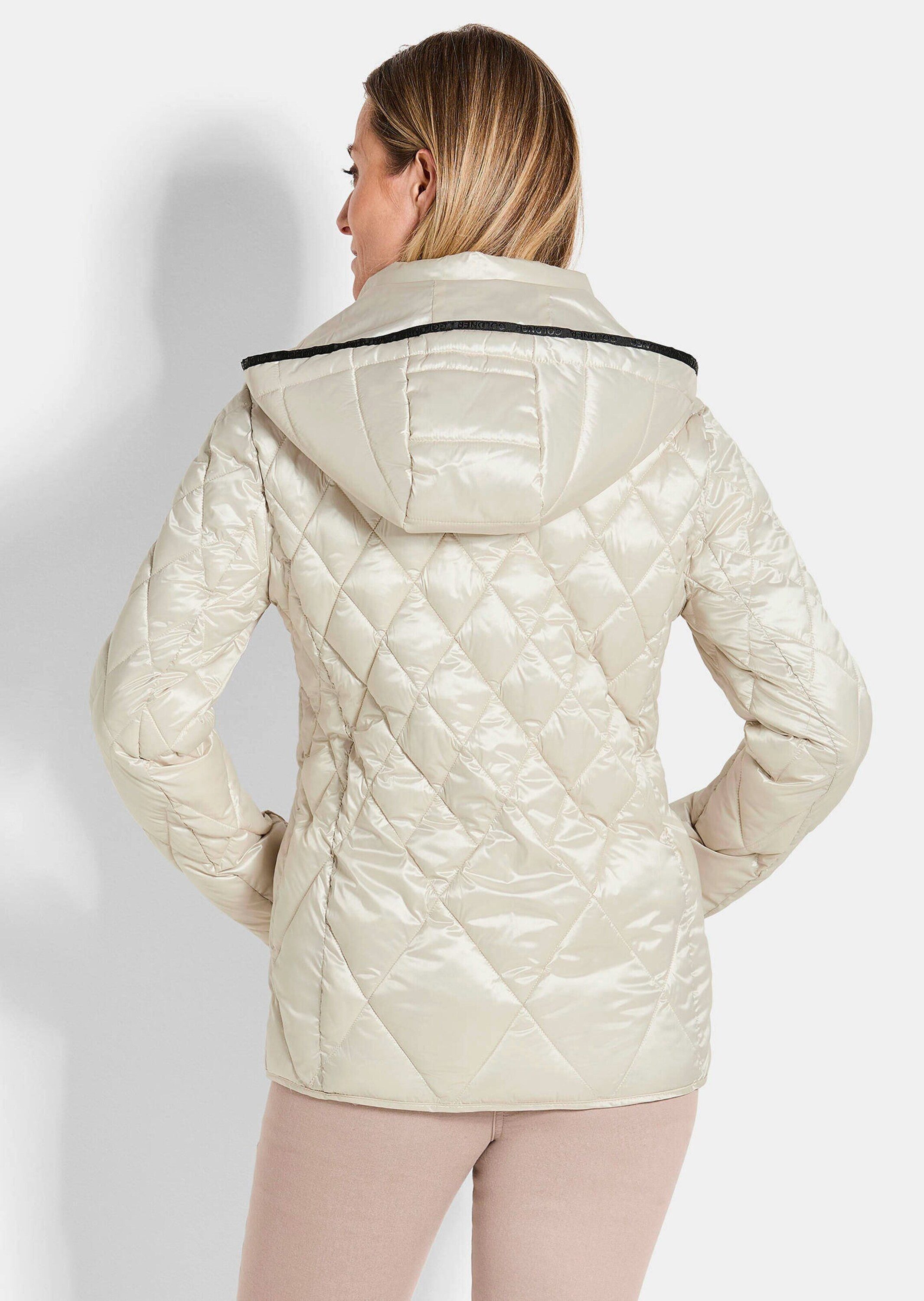 GOLDNER Outdoorjacke Kurzgröße: Winterjacke mit Metallic-Glanz Kapuzenjacke mit Stehkragen, 2-Wege-Reißverschluss und Langarm