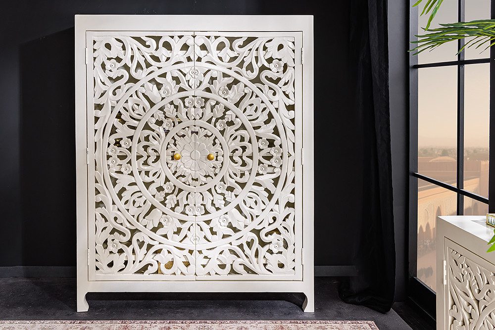 riess-ambiente Highboard MARRAKESCH 140cm weiß (Einzelartikel, 1 St), Massivholz · Kommode · handmade · mit Verzierung · Wohnzimmer · Design