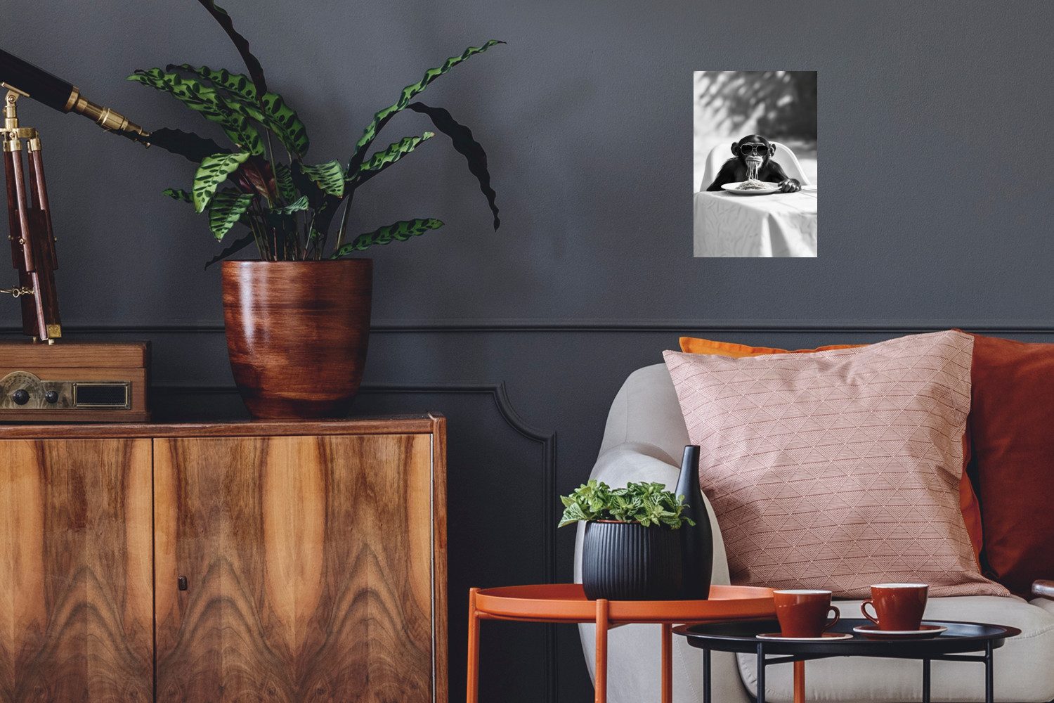 MuchoWow Wandsticker Affe - Spaghetti - Sonnenbrille - Schwarz und weiß - Cool - Tier (1 St), Wandaufkleber, Selbstklebend, Wohnzimmer, 20x30 cm