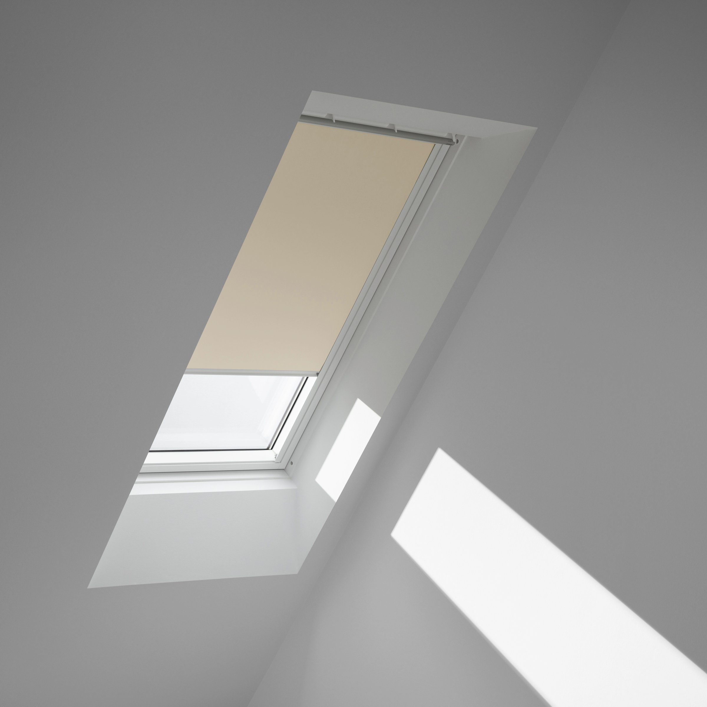 Verdunklungsrollo DKL S06 in VELUX, & »Pick VELUX Führungsschienen, Click!«, beige 1085SWL, verdunkelnd