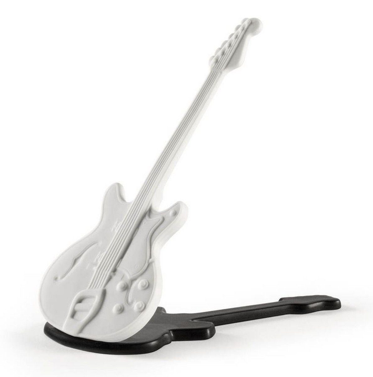 Casa Padrino Dekofigur Casa Padrino Luxus Porzellan Elektrische Gitarre Weiß / Schwarz 15 x H. 15 cm - Handgefertigte Wohnzimmer Deko Skulptur
