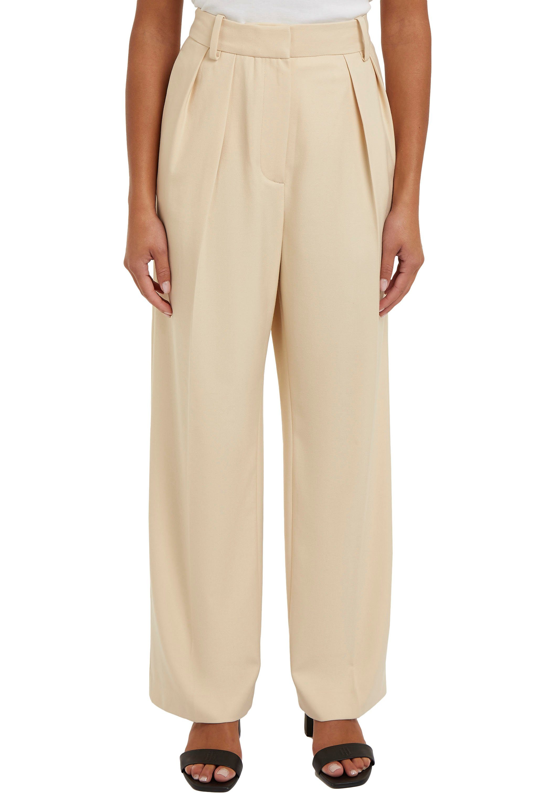 Tommy Hilfiger Webhose MD CORE RELAXED STRAIGHT PANT mit Logostickerei auf günstig online kaufen