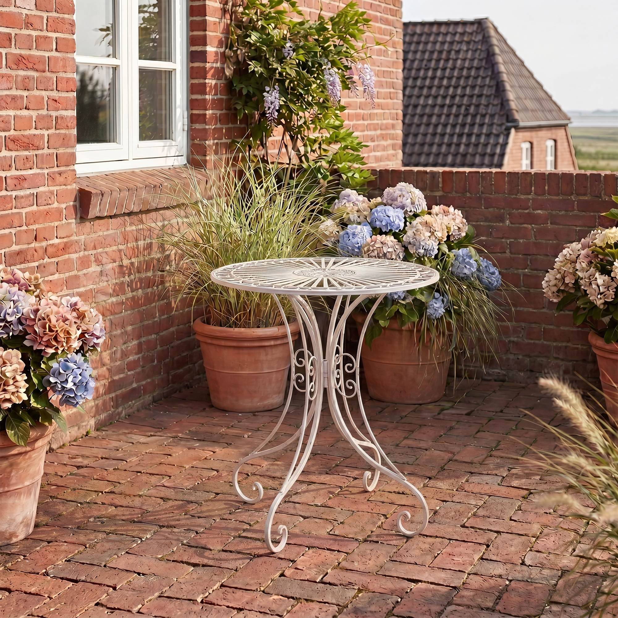 furnicato Gartentisch Hari 70 cm Weiß (1-St), Handgefertigter Outdoor-Tisch mit Patina für deinen Balkon