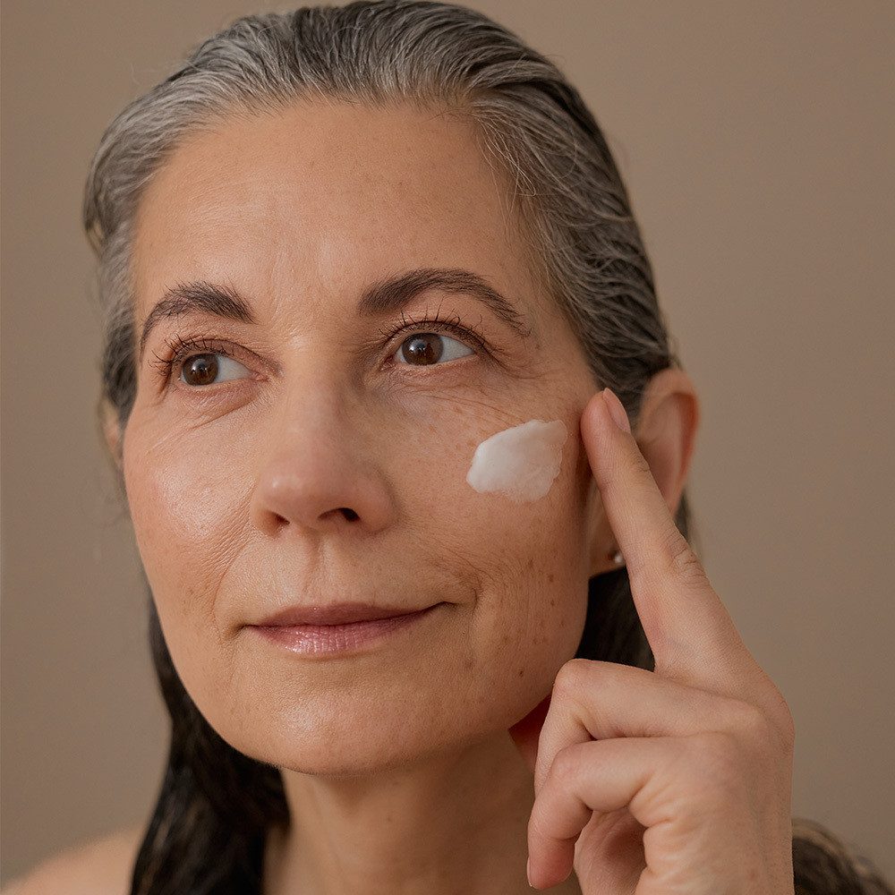 JUNGLÜCK Gesichtsserum Ceramide Serum - mit 5 Ceramiden & 1% Sodium PCA, 1-tlg., Nährt und beruhigt trockene, gereizte Haut