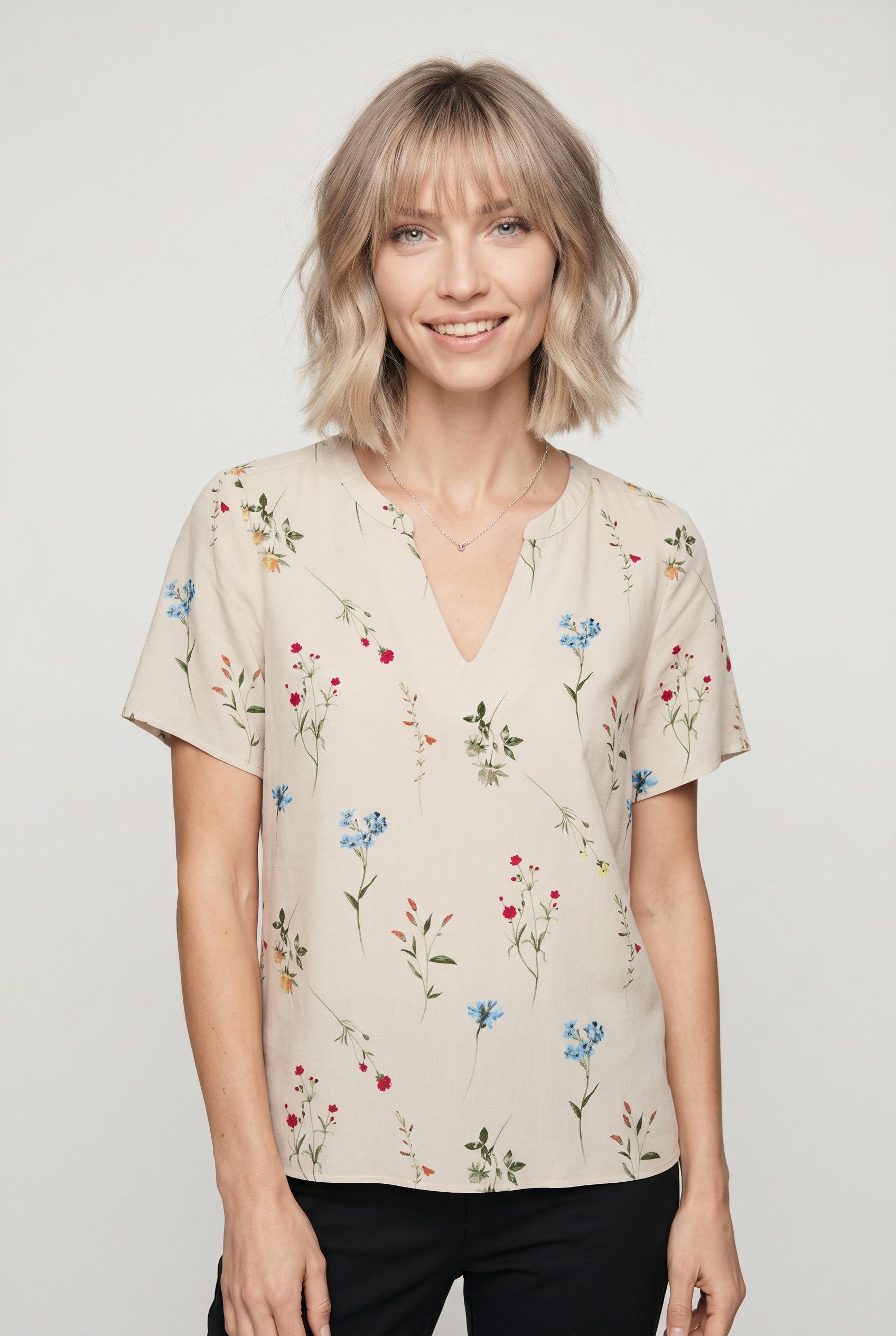 Vero Moda Shirtbluse VMJOSIE SS V-NECK GATHERING TOP WVN GA Viskosemischung, regular fit