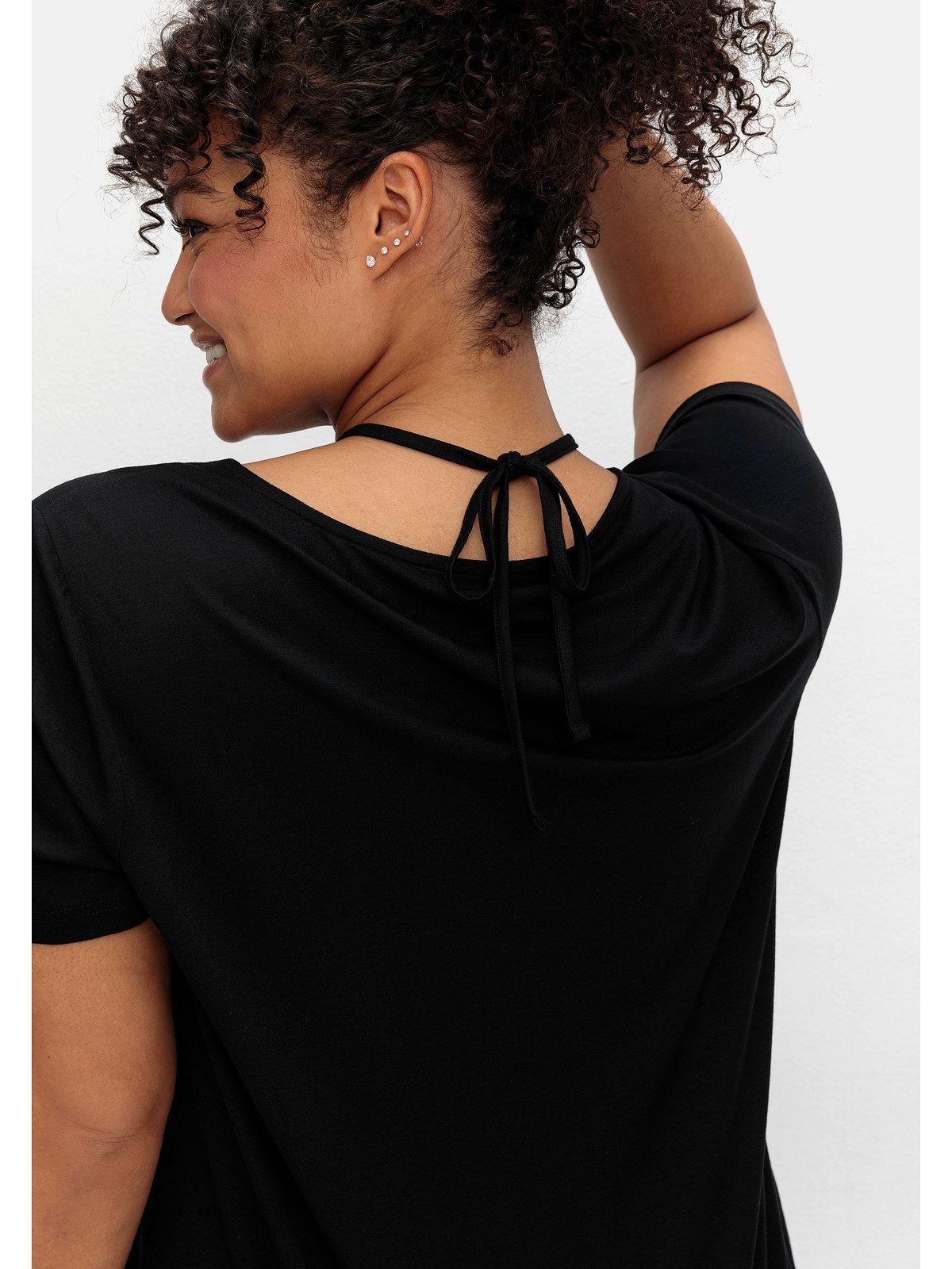 sheego by Joe Browns T-Shirt Große Größen mit Neckholder-Bindeband