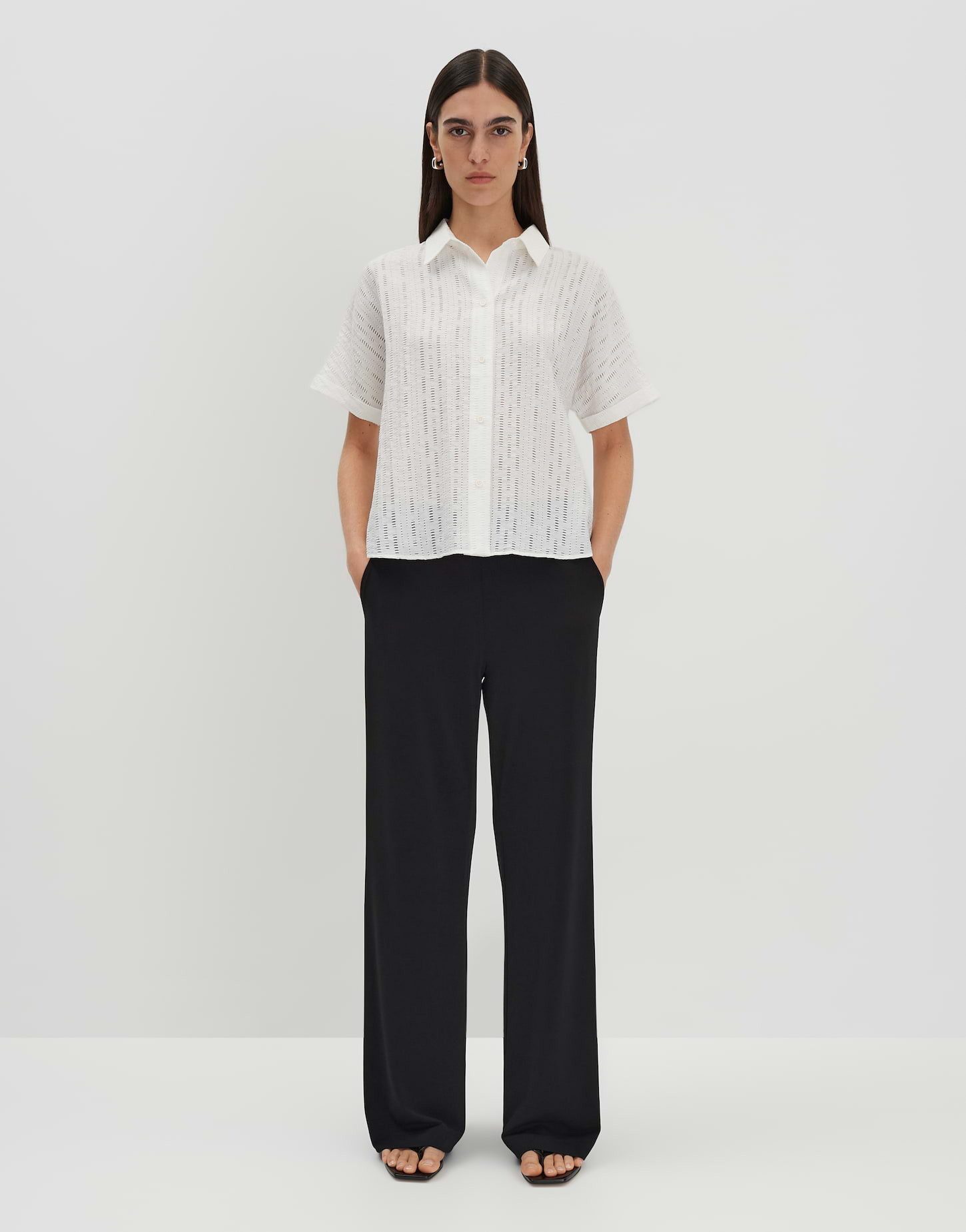 someday Kurzarmbluse ZILINA STRUCTURE Loose mit feiner Lochstruktur