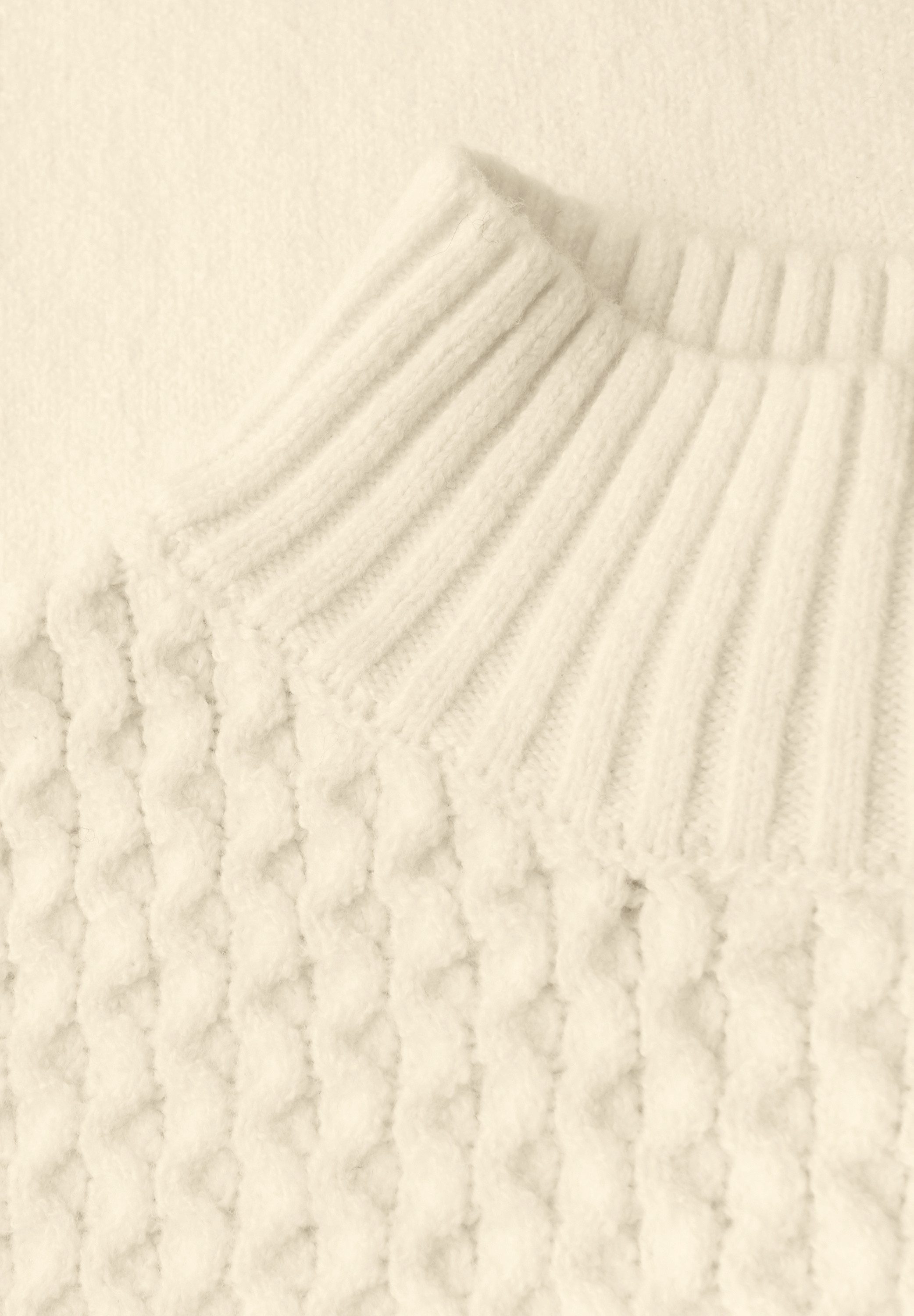 STREET ONE Stehkragenpullover mit Strickmuster