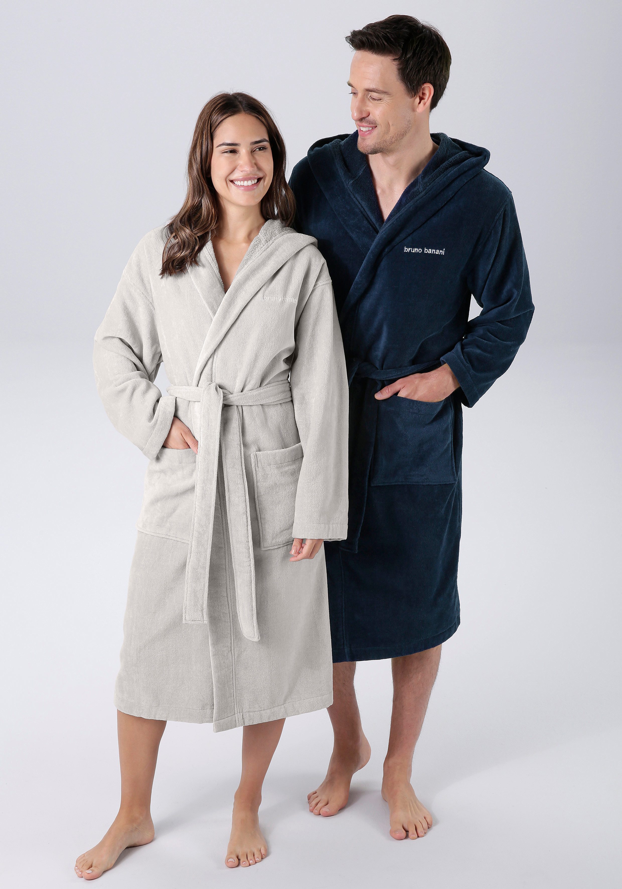 Bruno Banani Unisex-Bademantel Daniel, ideal für Sauna & Spa, Hotelbademantel, Morgenmantel, Langform, Veloursfrottier, Kapuze, Gürtel, Damen & Herren Bademantel, lang, mit Taschen, S-5XL