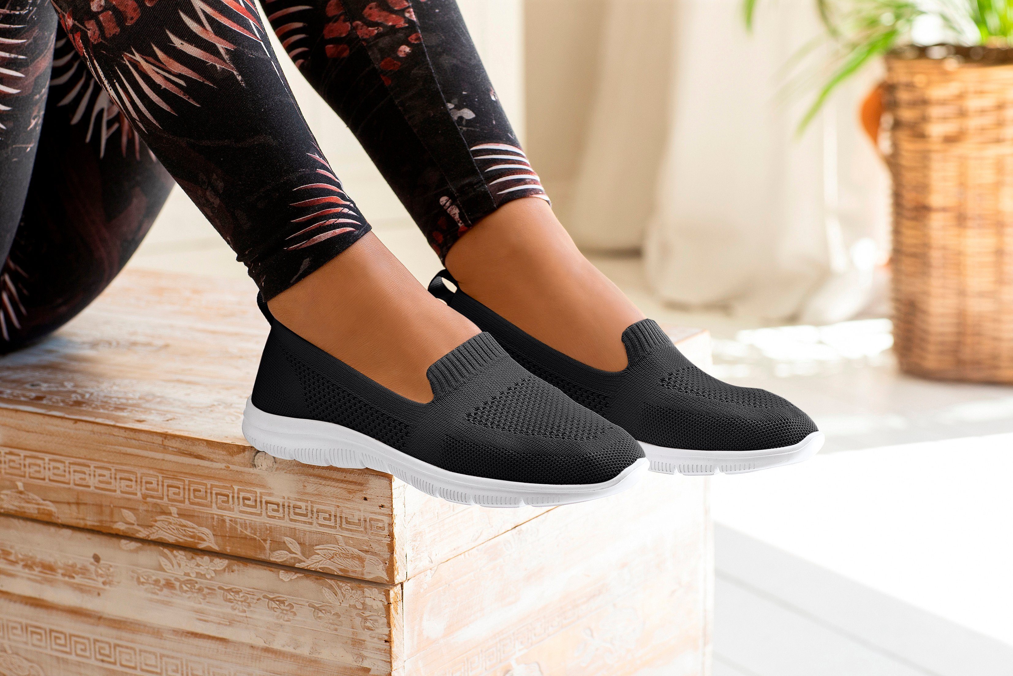 LASCANA Halbschuh, Slipper Sneaker, Halbschuh, ultraleicht zum Reinschlüpfe günstig online kaufen