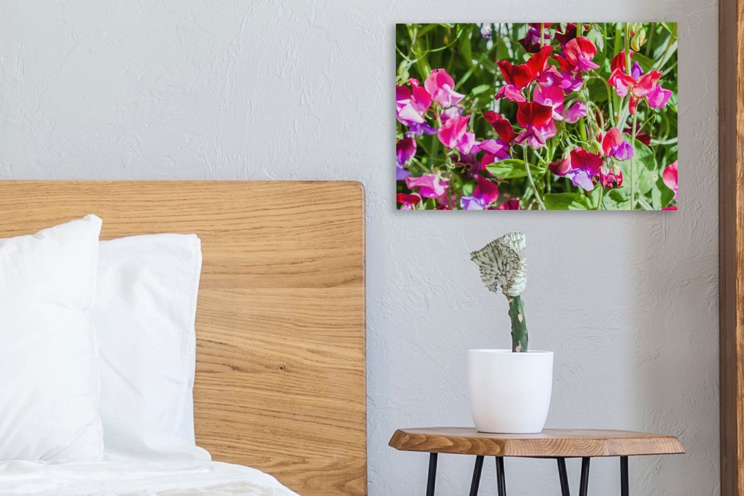 30x20 Aufhängefertig, Wandbild Leinwandbild Leinwandbilder, im Lathyrus-Blüten Garten, OneMillionCanvasses® Wanddeko, (1 St), cm