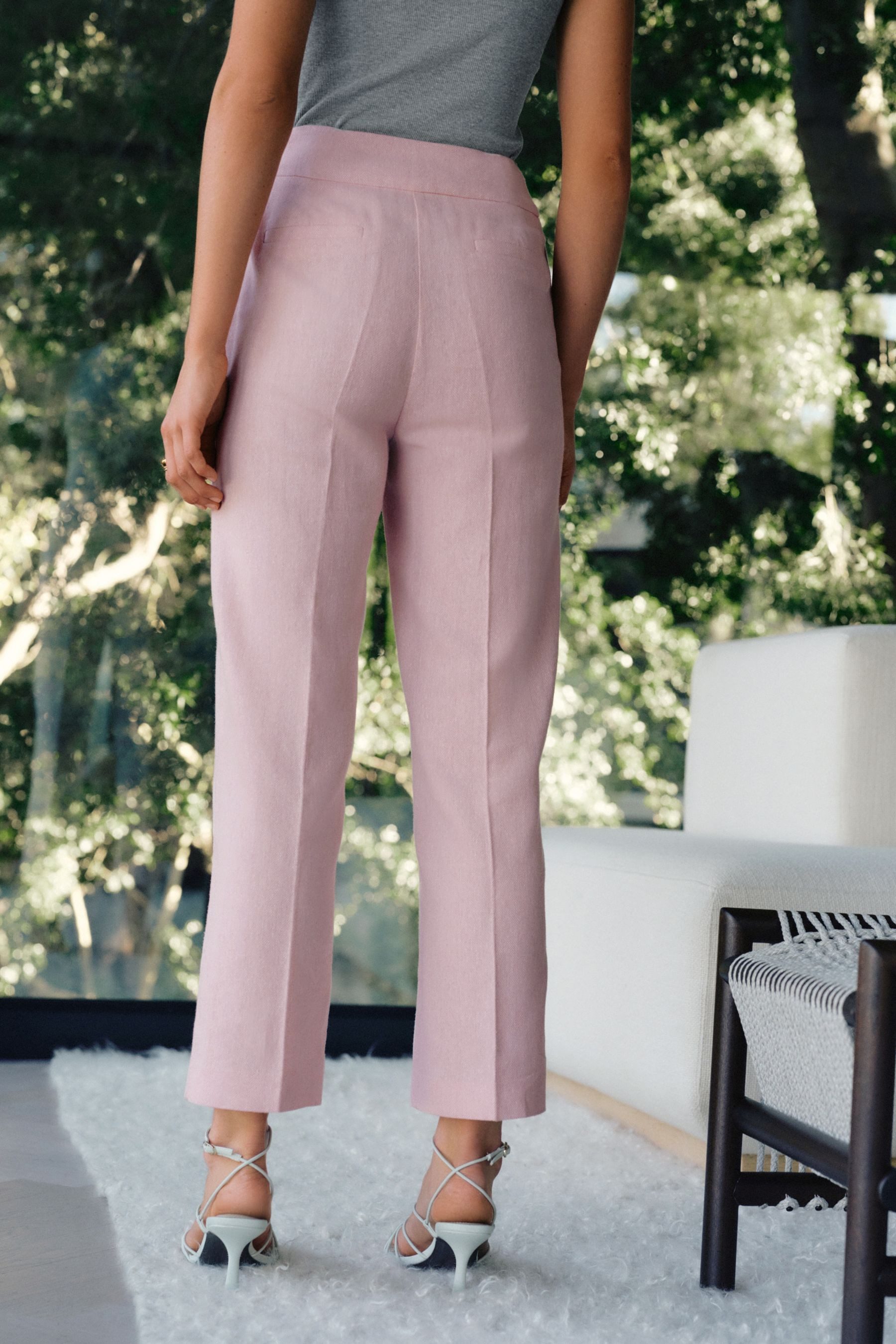Next Anzughose Verkürzte Slim Fit Fischgrät-Hose, Kurzgröße (1-tlg)