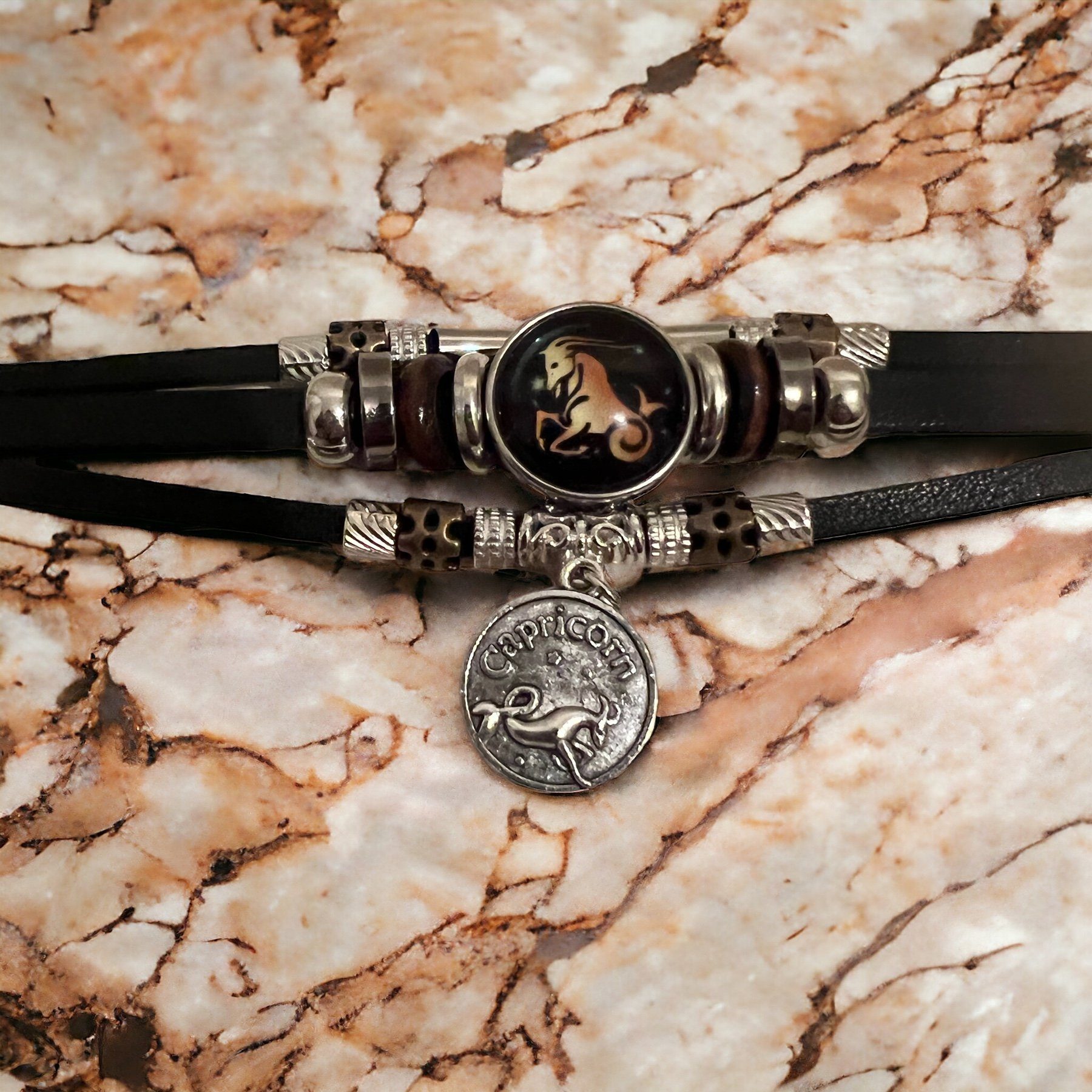 Stelby Armband mit Gravur Armband Sternzeichen Steinbock mit 3D Gravur im Glas (Weihnachtsgeschenk, Geburtstagsgeschenk, Valentinstaggeschenk, modern, minimalistisch), langlebig, pflegeleicht, unisex