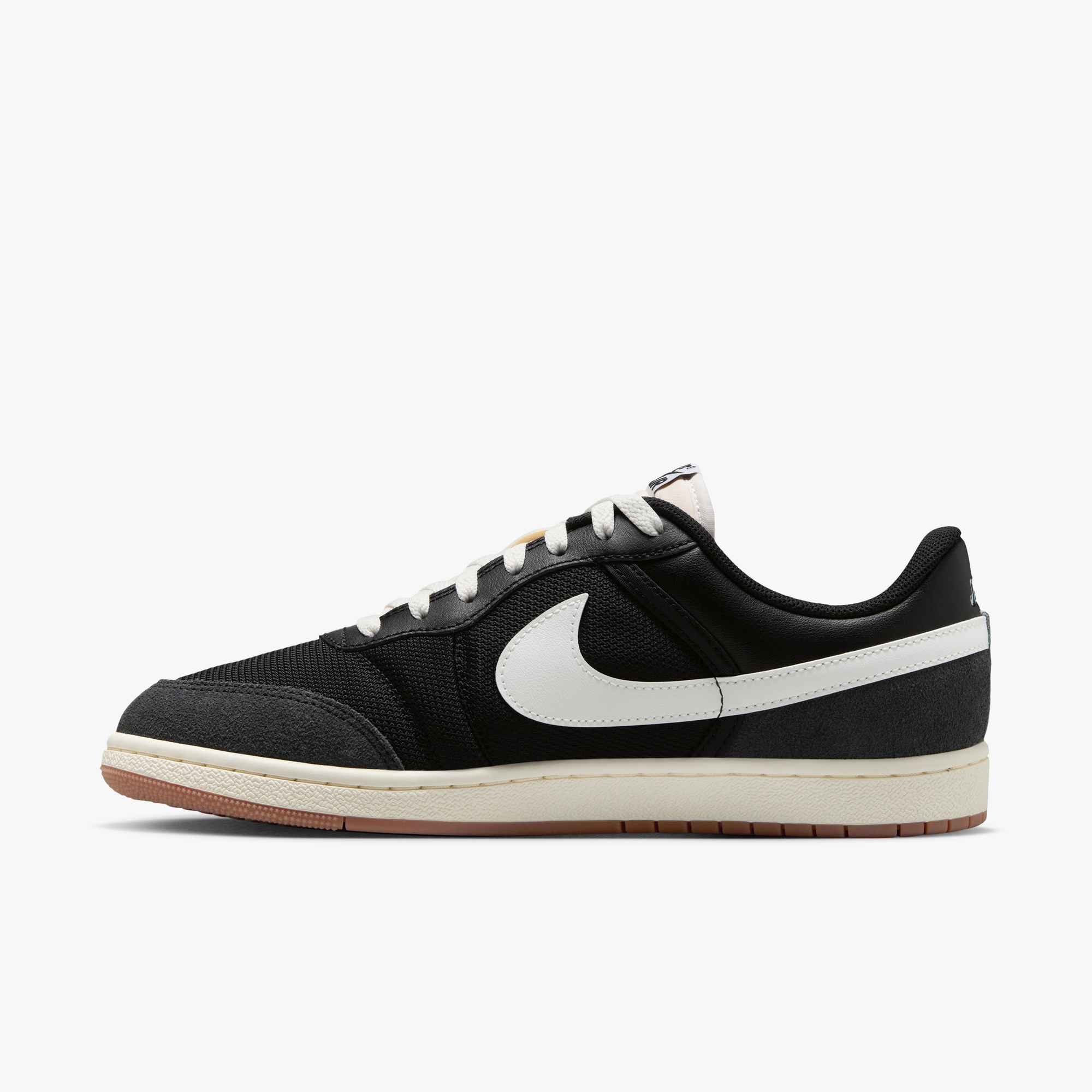 Jordan Air Jordan Skyline Low Sneaker inspiriert vom Look des Air Jordan 1