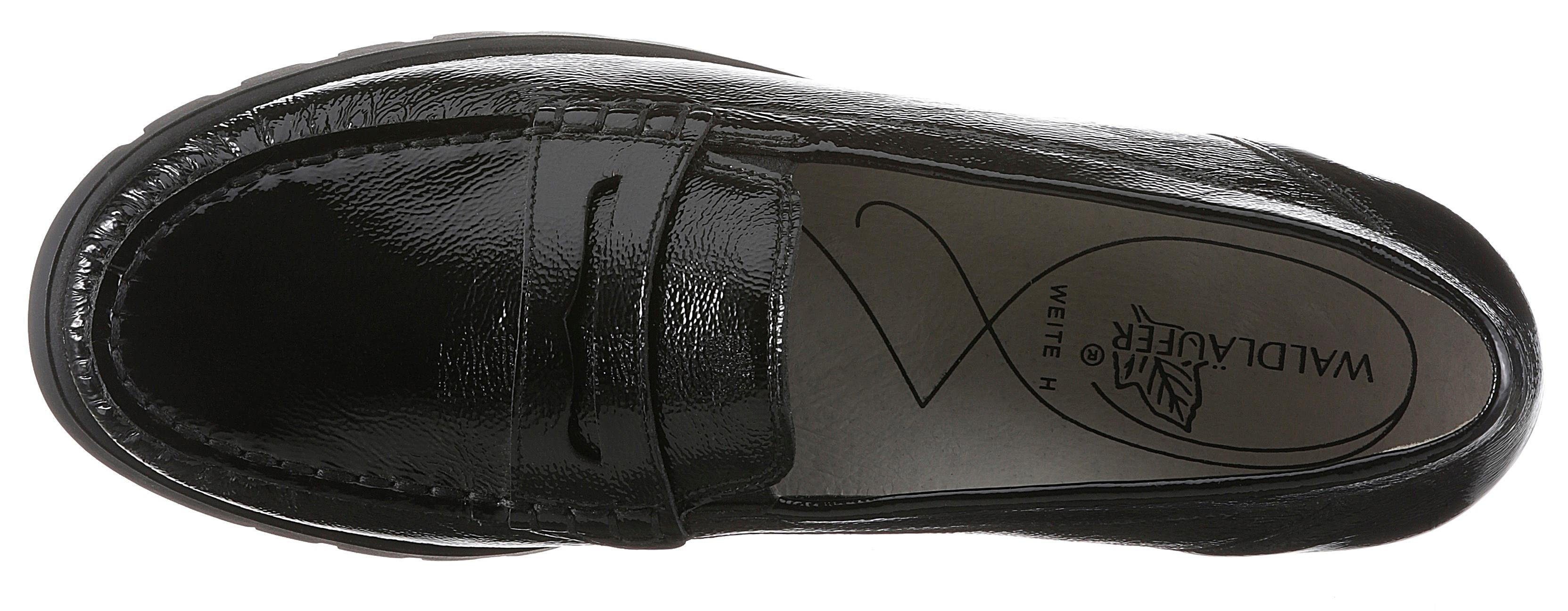 Waldläufer HEGLI Mokassin Slipper, Bequemschuh aus Lackleder, in komfortabler Schuhweite H