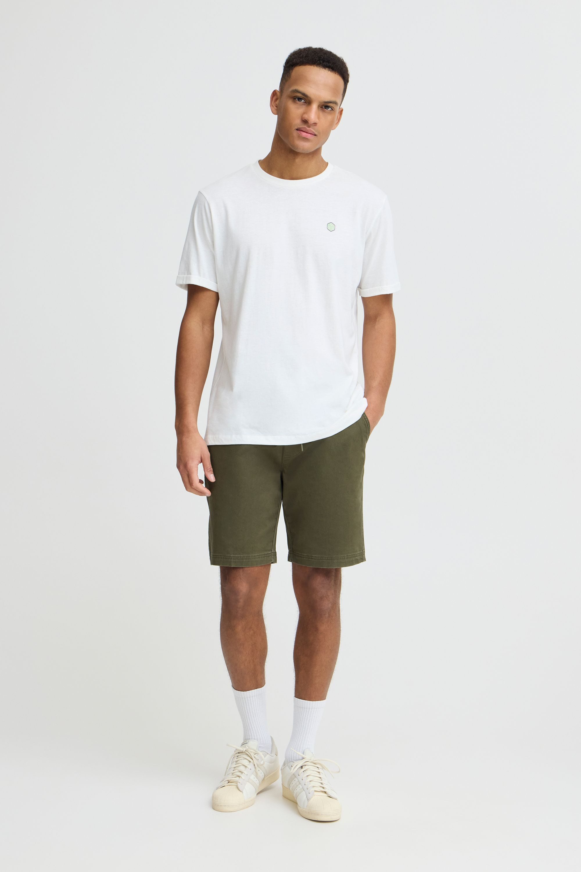 Blend Chinoshorts BHEdnan Lässige Shorts mit Taschen – Bild 3 von 5
