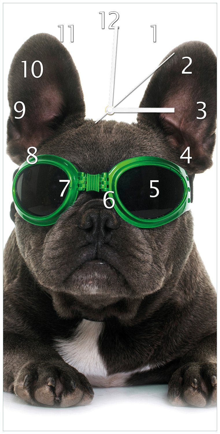 Wanduhr (Uhr Hund grün aus in - Acryl) Französische Wallario Cooler Sonnenbrille mit Bulldogge