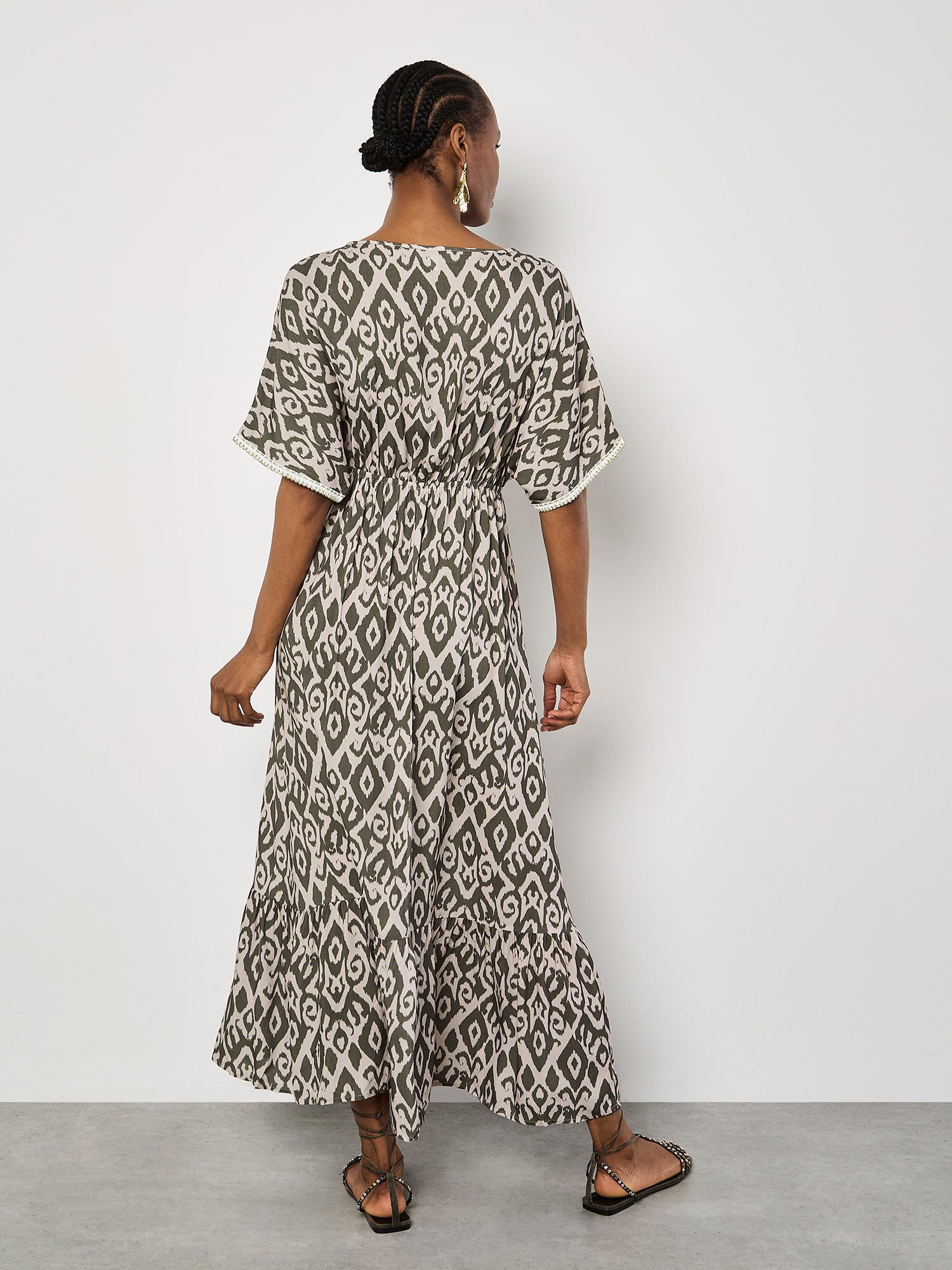 Apricot Maxikleid Ikat-Batwing-Maxikleid mit Crochet-Details – Bild 4 von 5