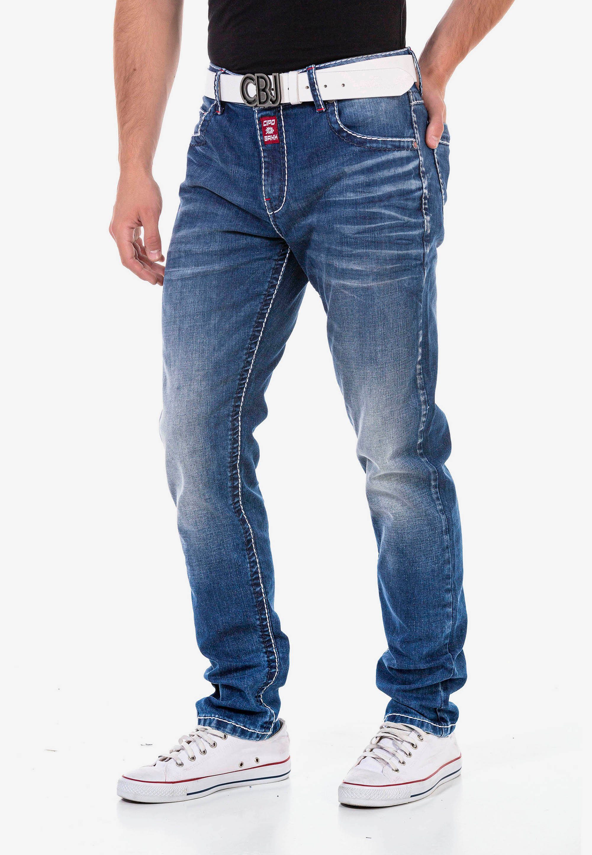 5-Pocket-Style Straight-Jeans Baxx & im klassischen Cipo